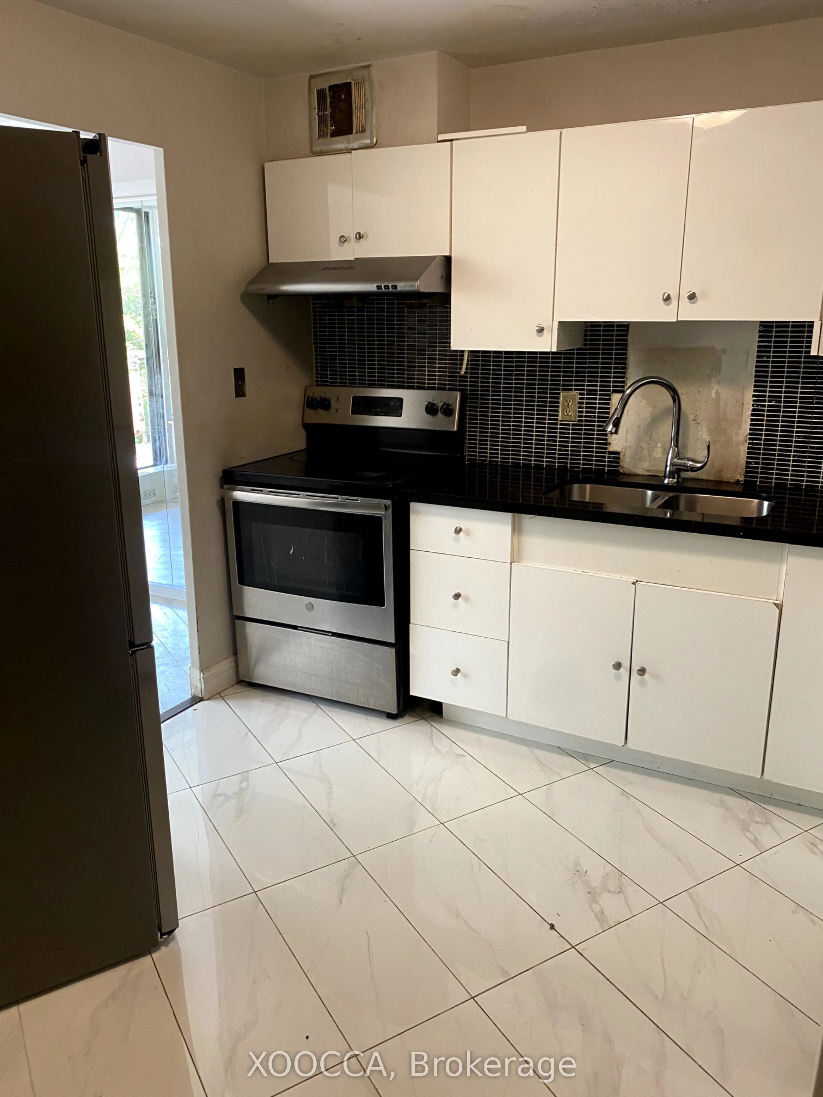 60 Pavane Link Way, #R2-2
