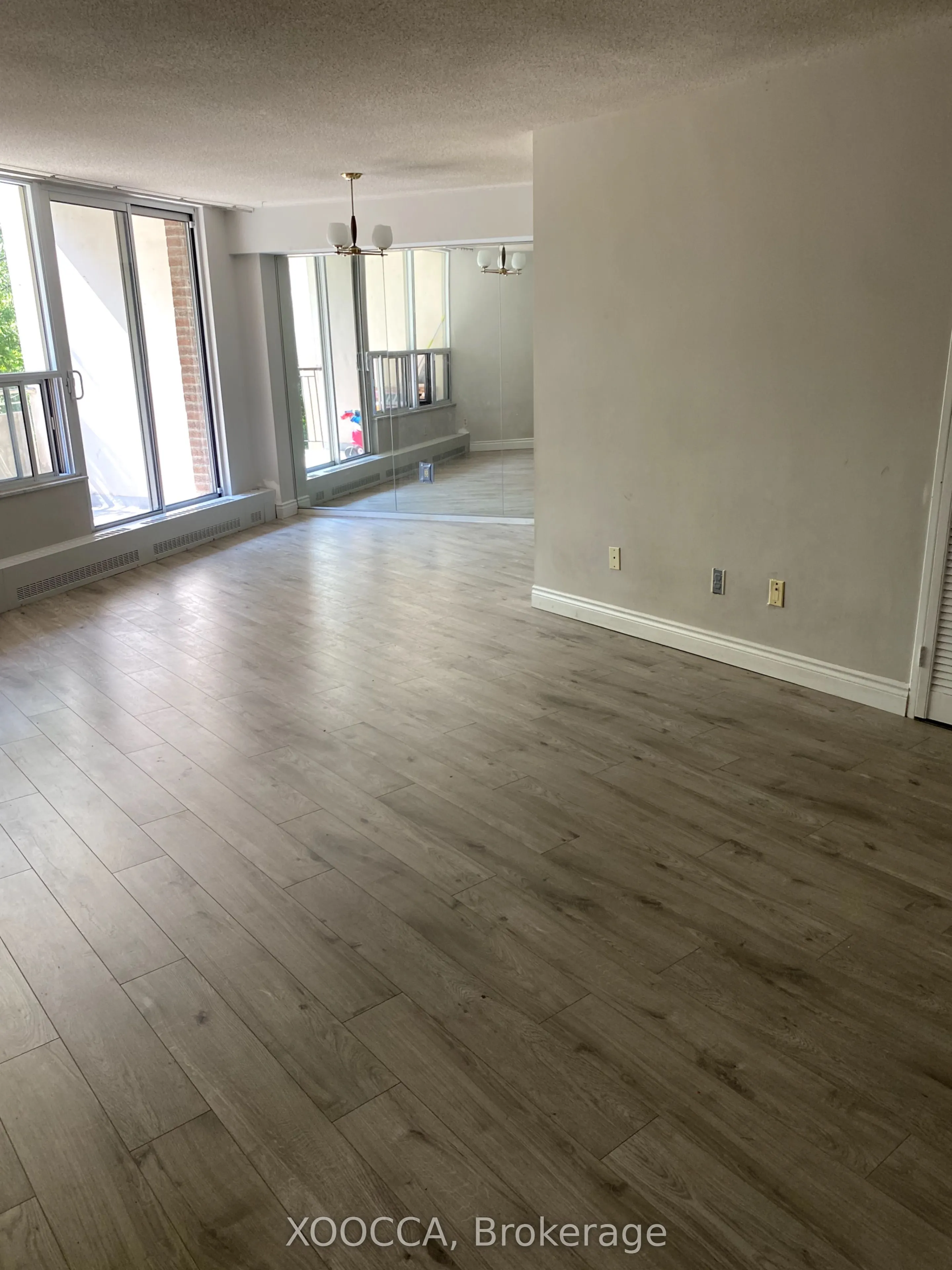 60 Pavane Link Way, #R2-2