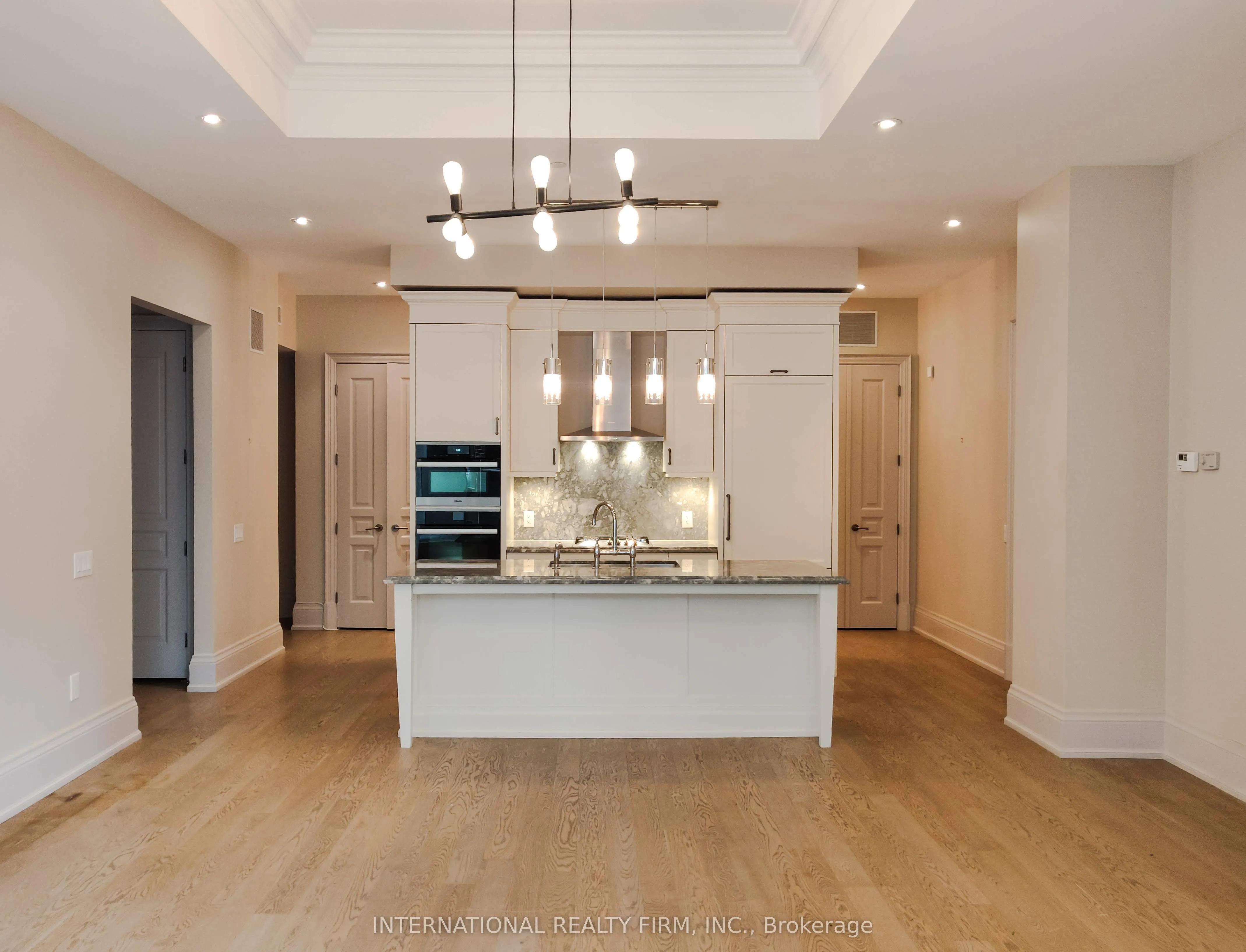 133 Hazelton Avenue, #204