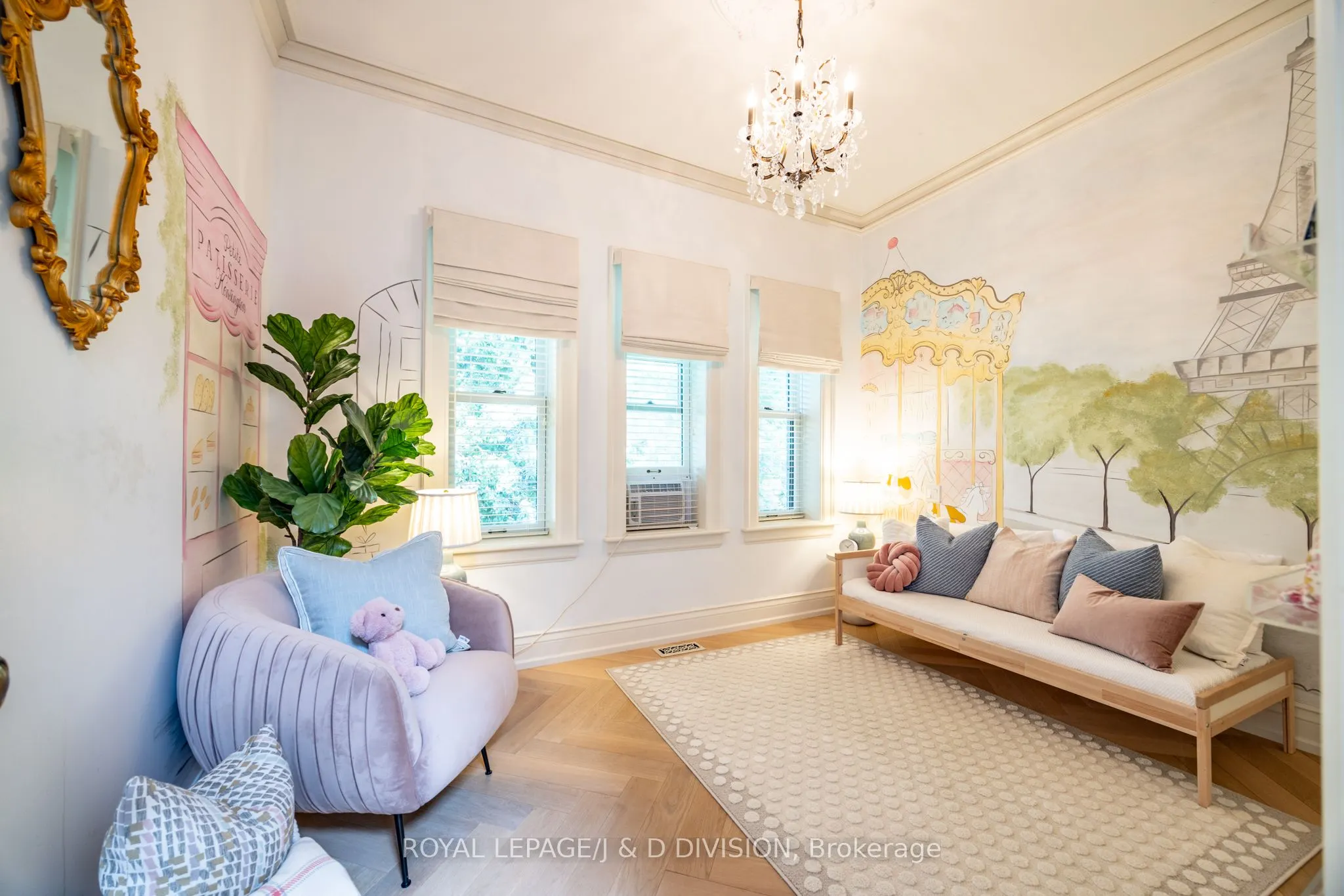36 Boswell Avenue