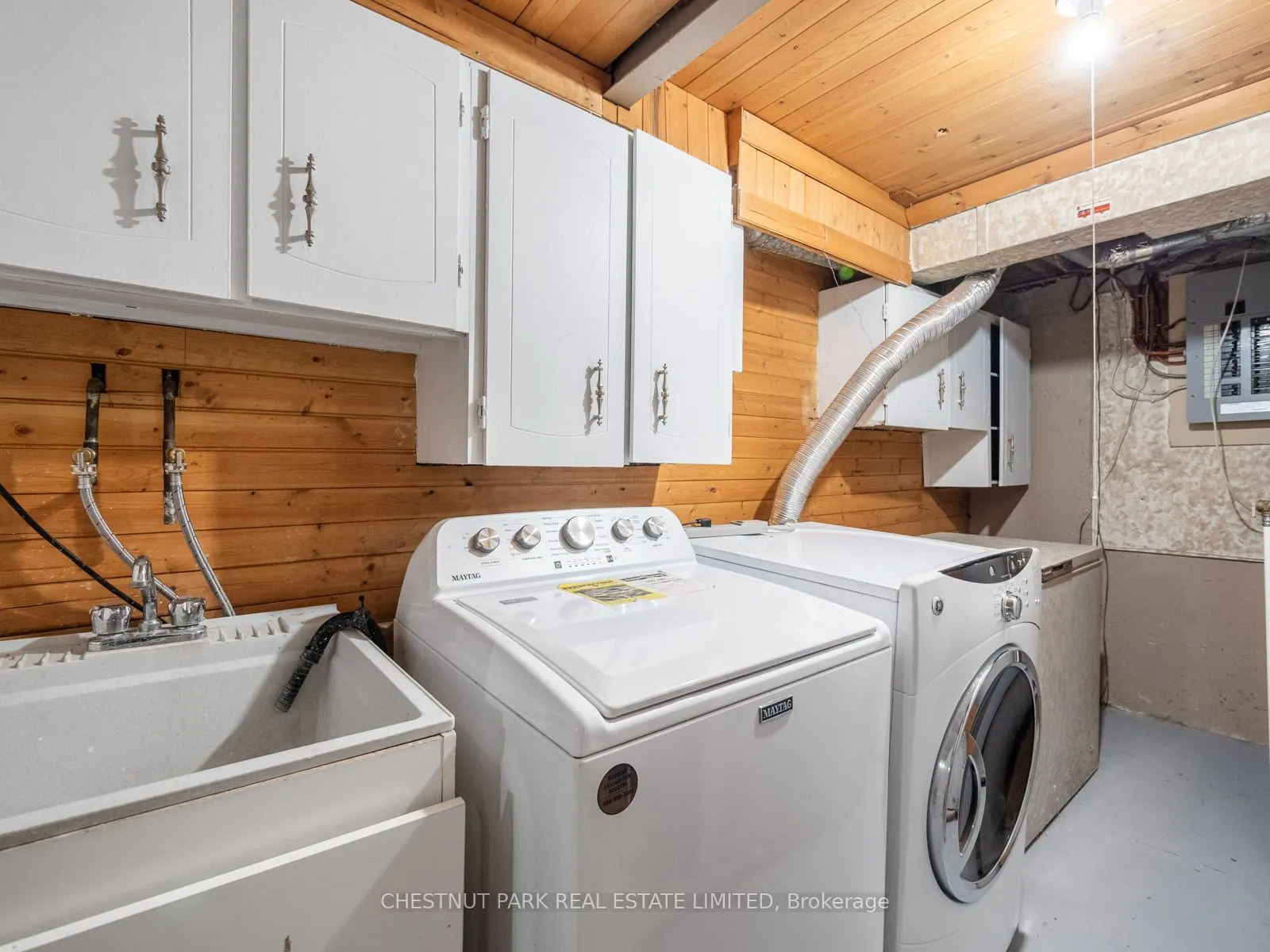 284 Hollyberry Trail