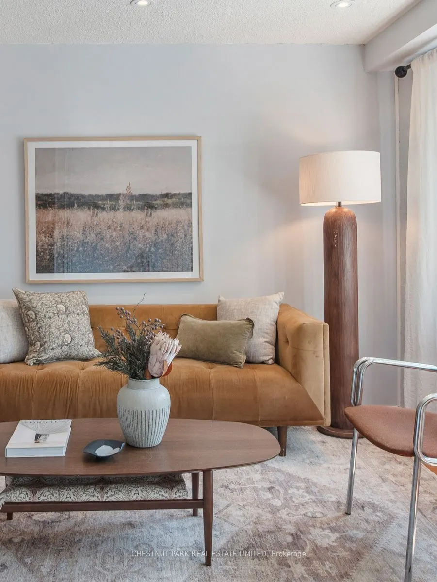 284 Hollyberry Trail