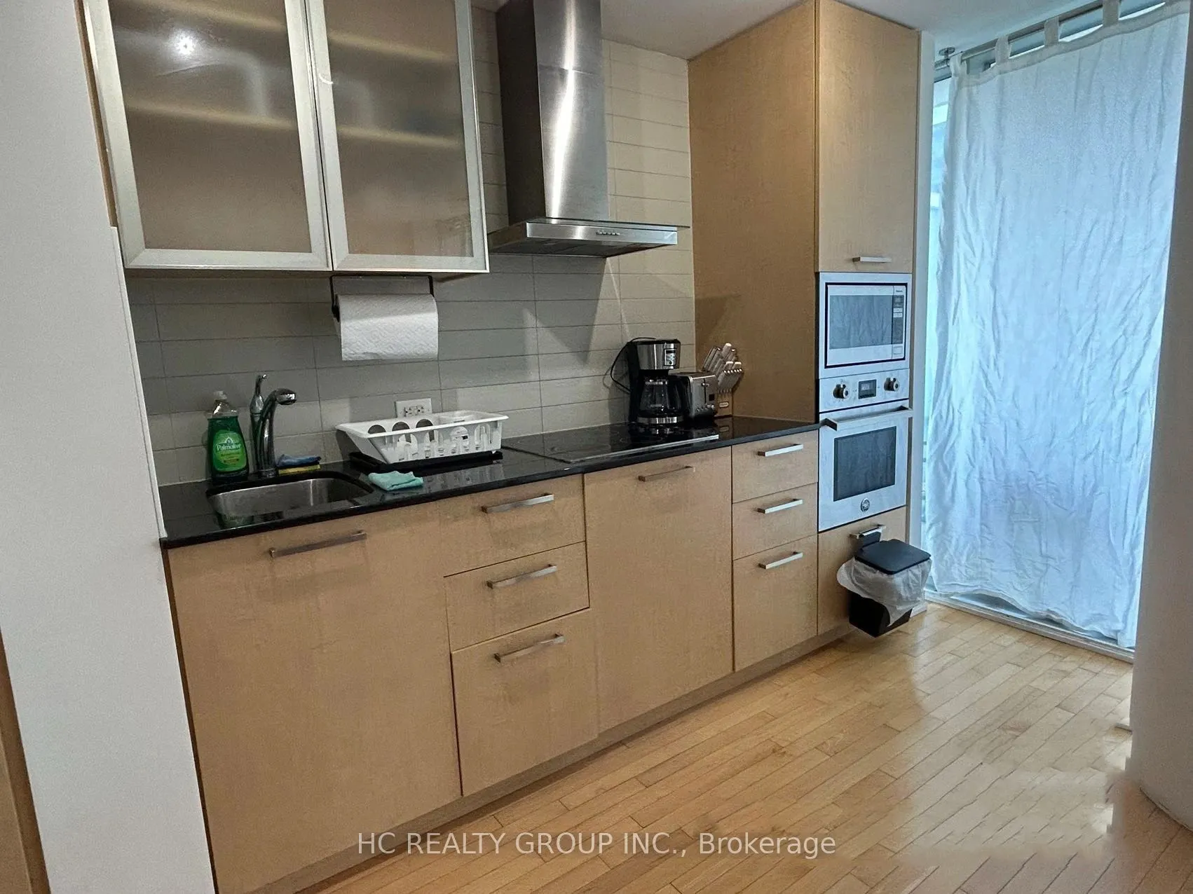 14 York Street, #808