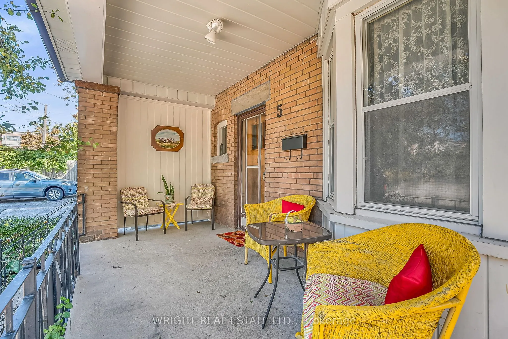 5 Millerson Avenue