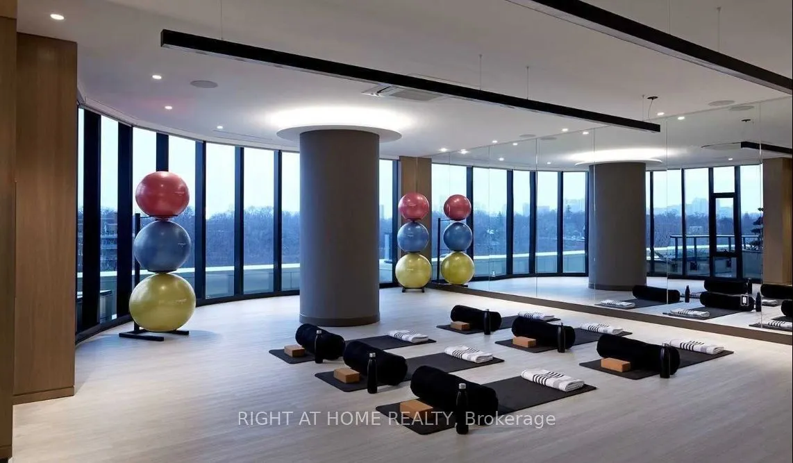 575 Bloor Street E, #1502