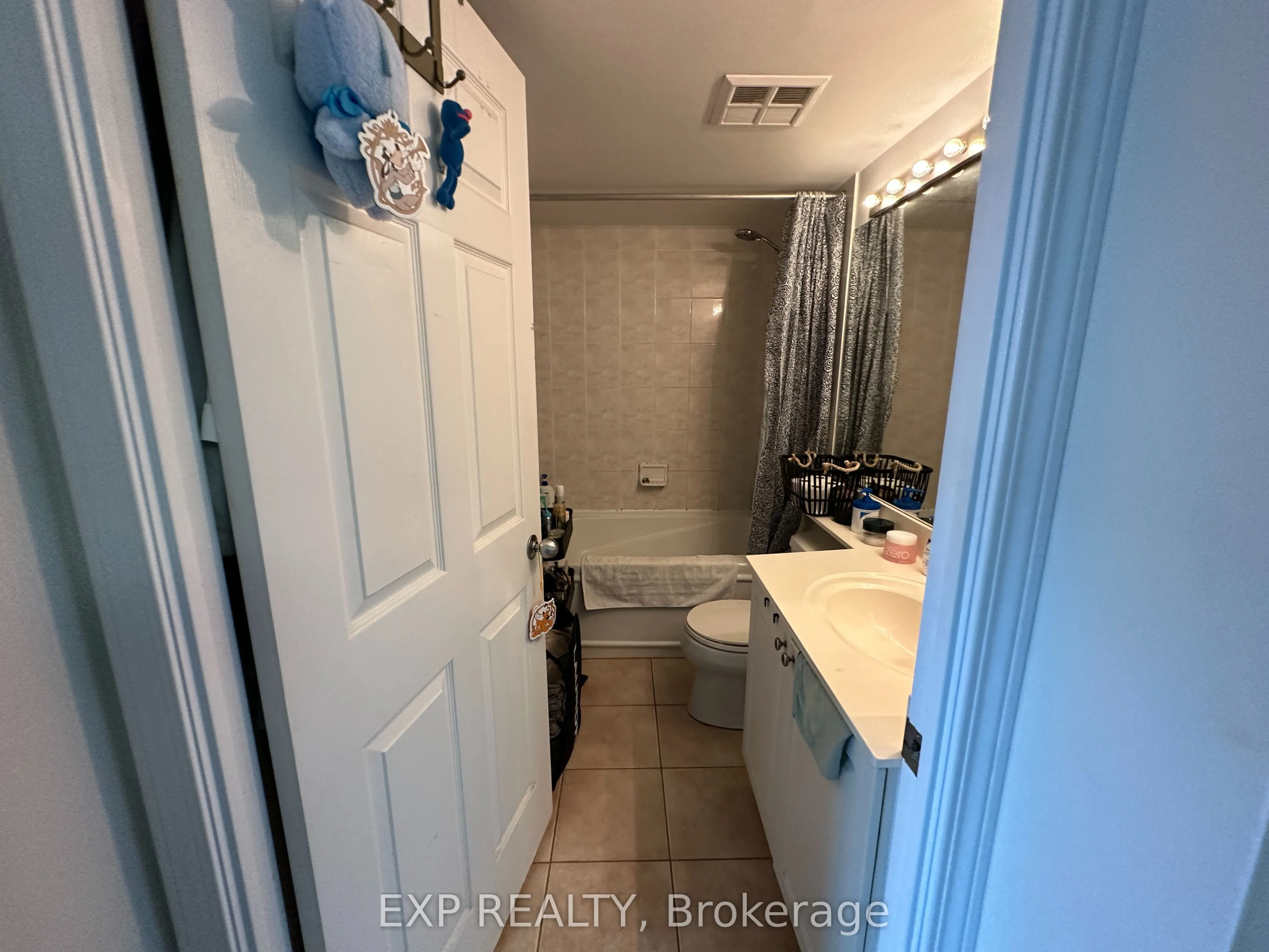30 Harrison Garden Boulevard, #1101
