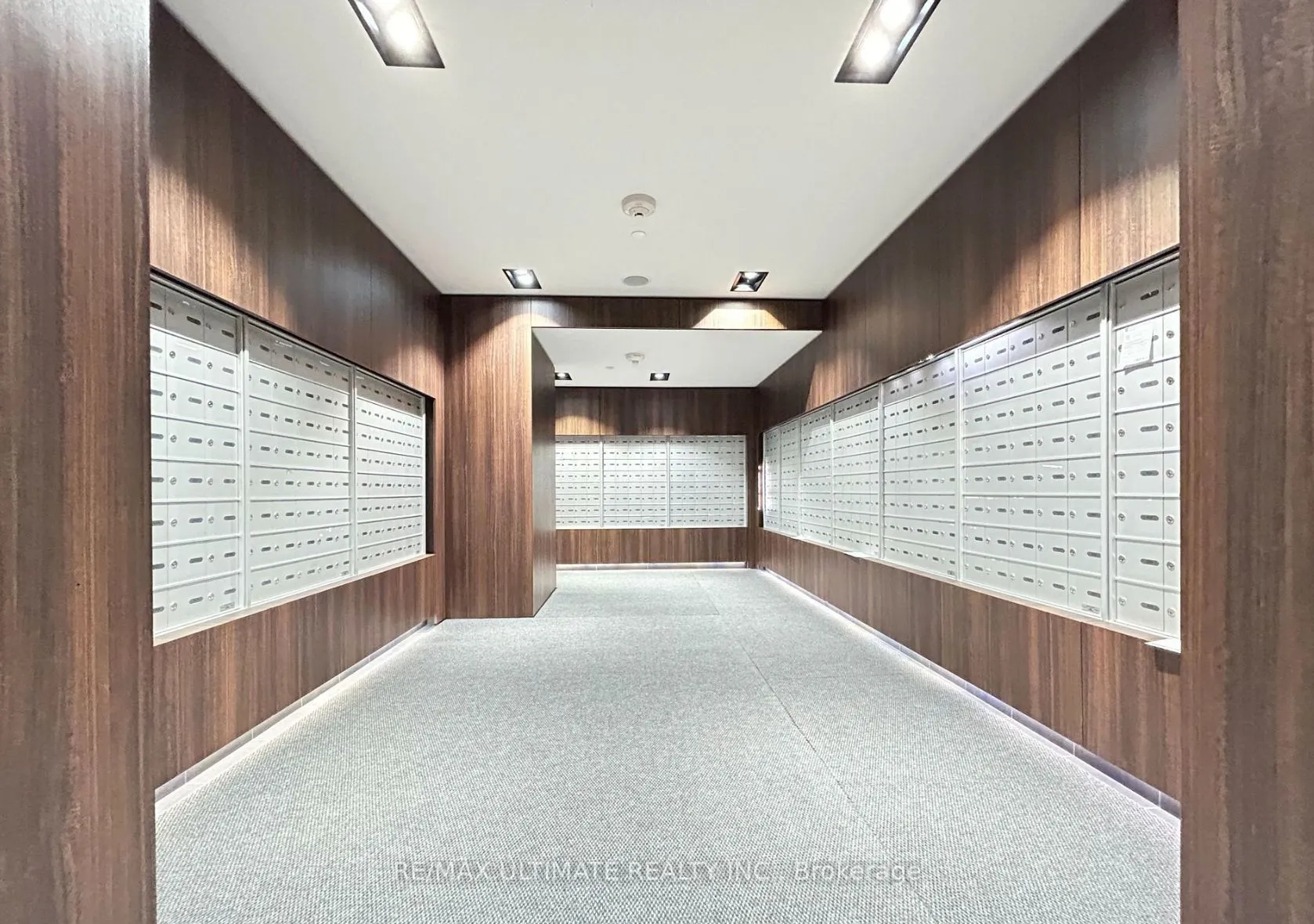 1 Yorkville Avenue, #1804