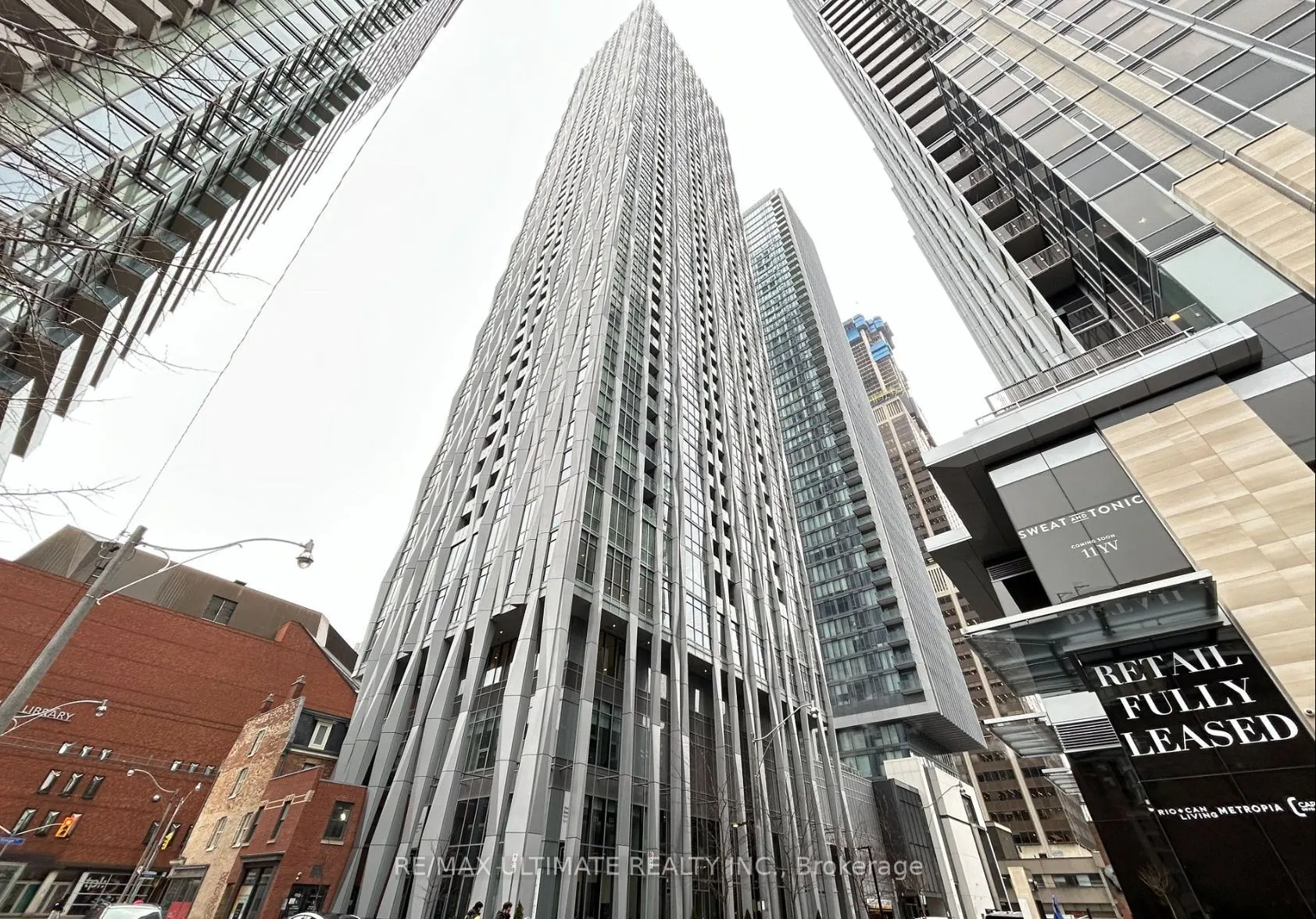 1 Yorkville Avenue, #1804