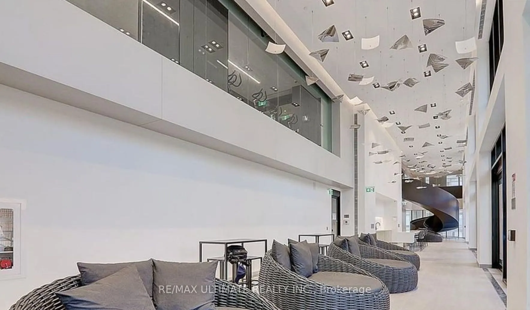 1 Yorkville Avenue, #1804