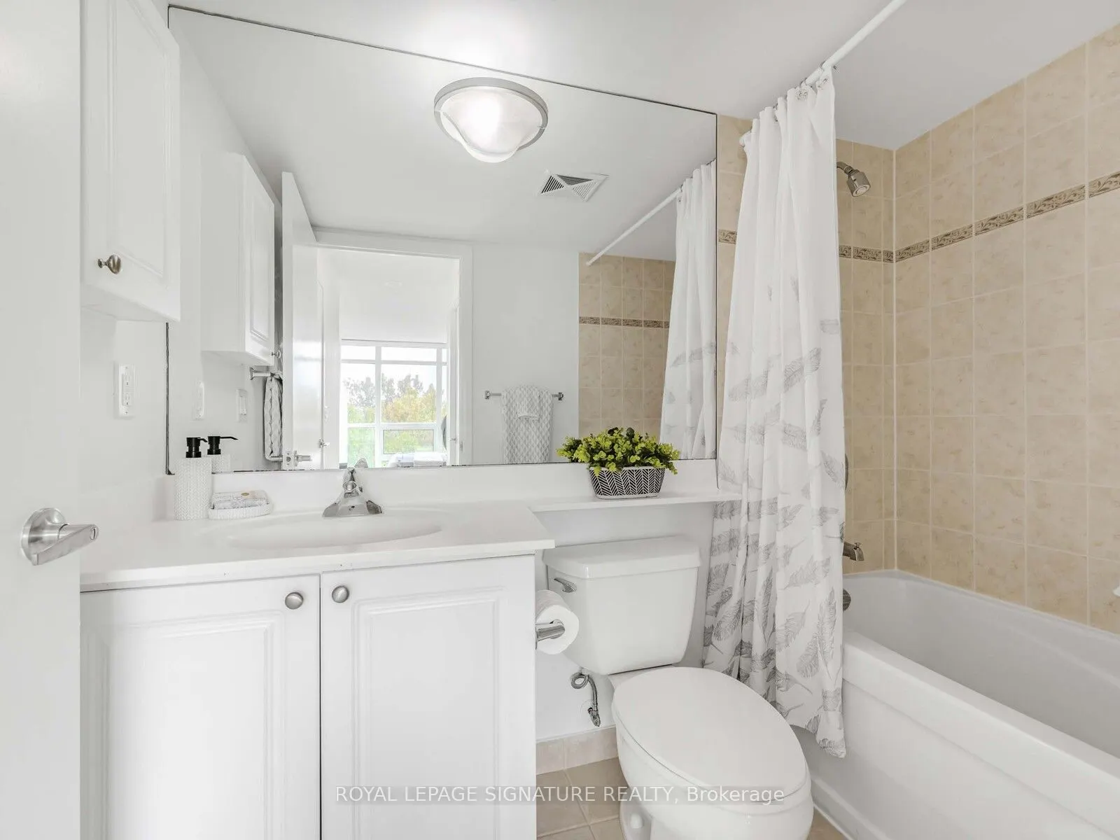 231 Fort York Boulevard, #610