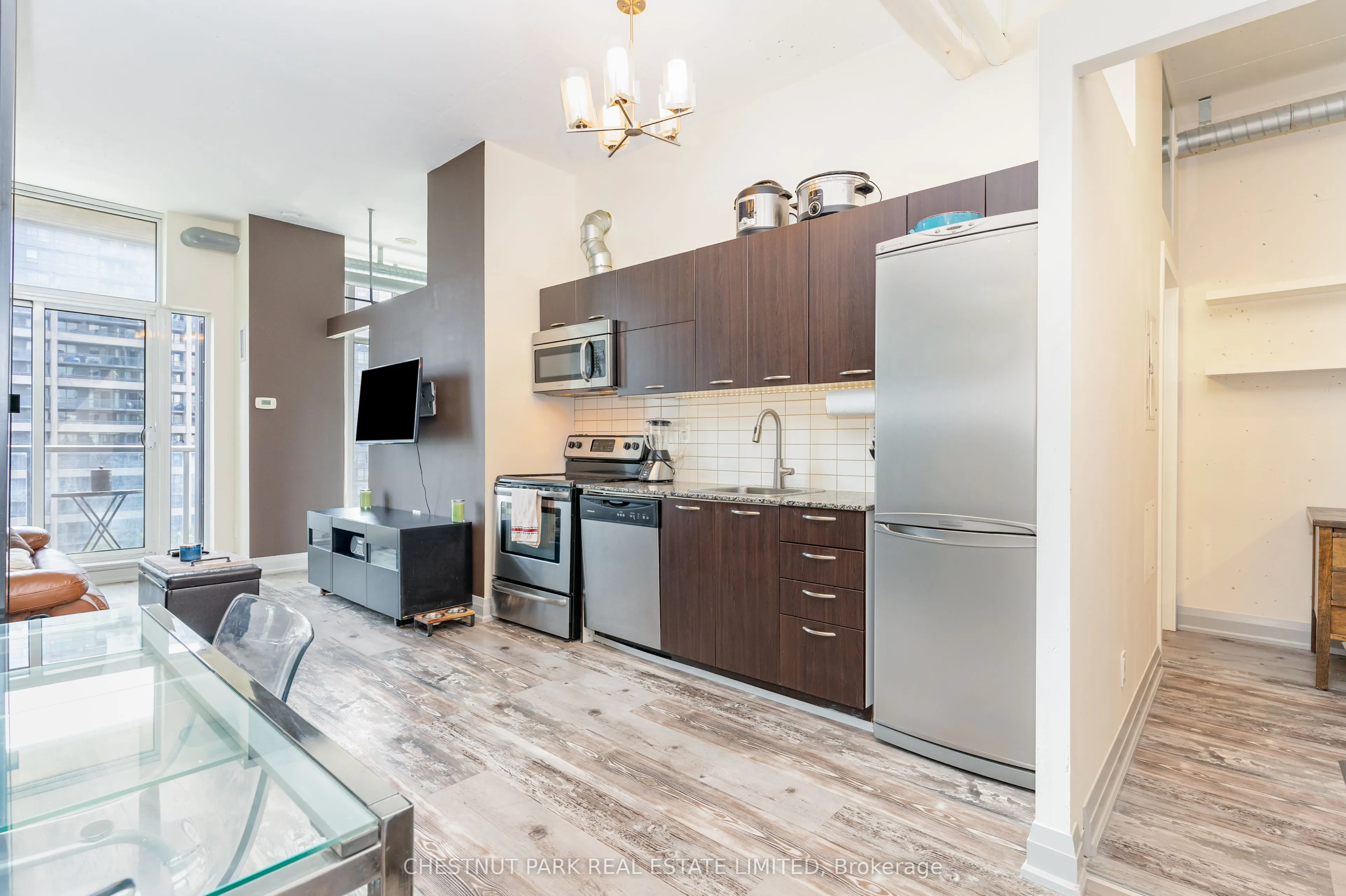 150 Sudbury Street, #828