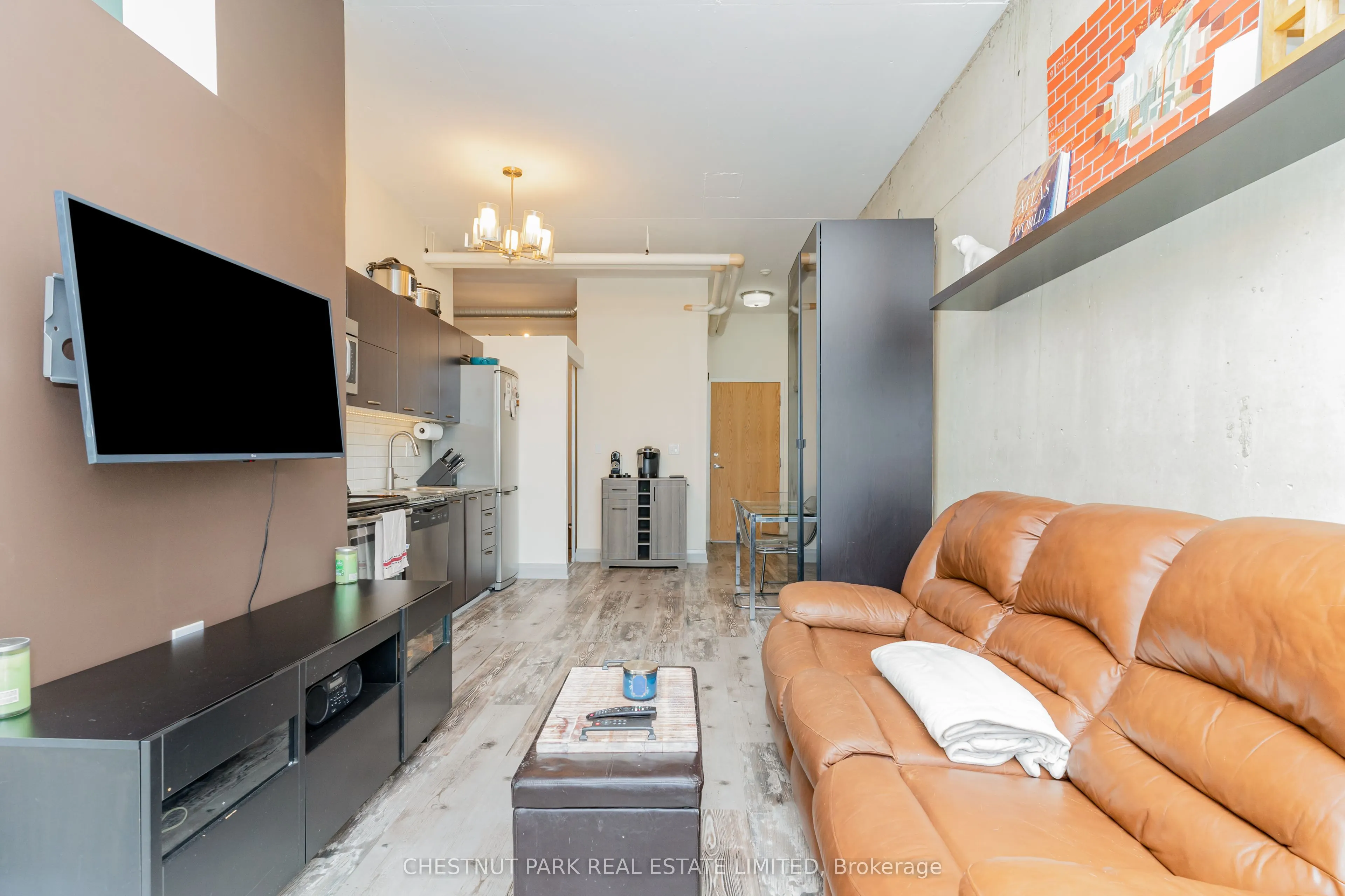 150 Sudbury Street, #828