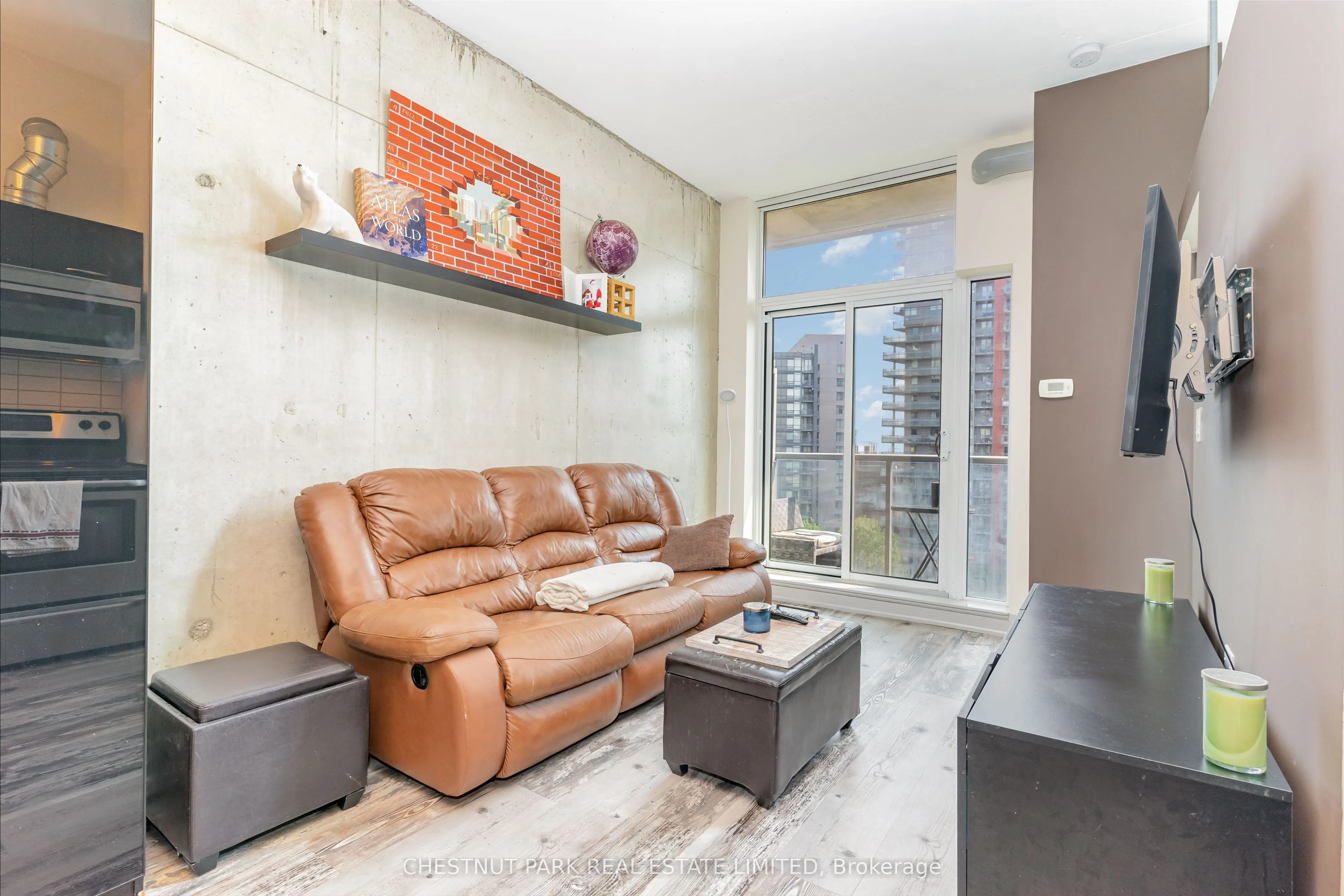 150 Sudbury Street, #828