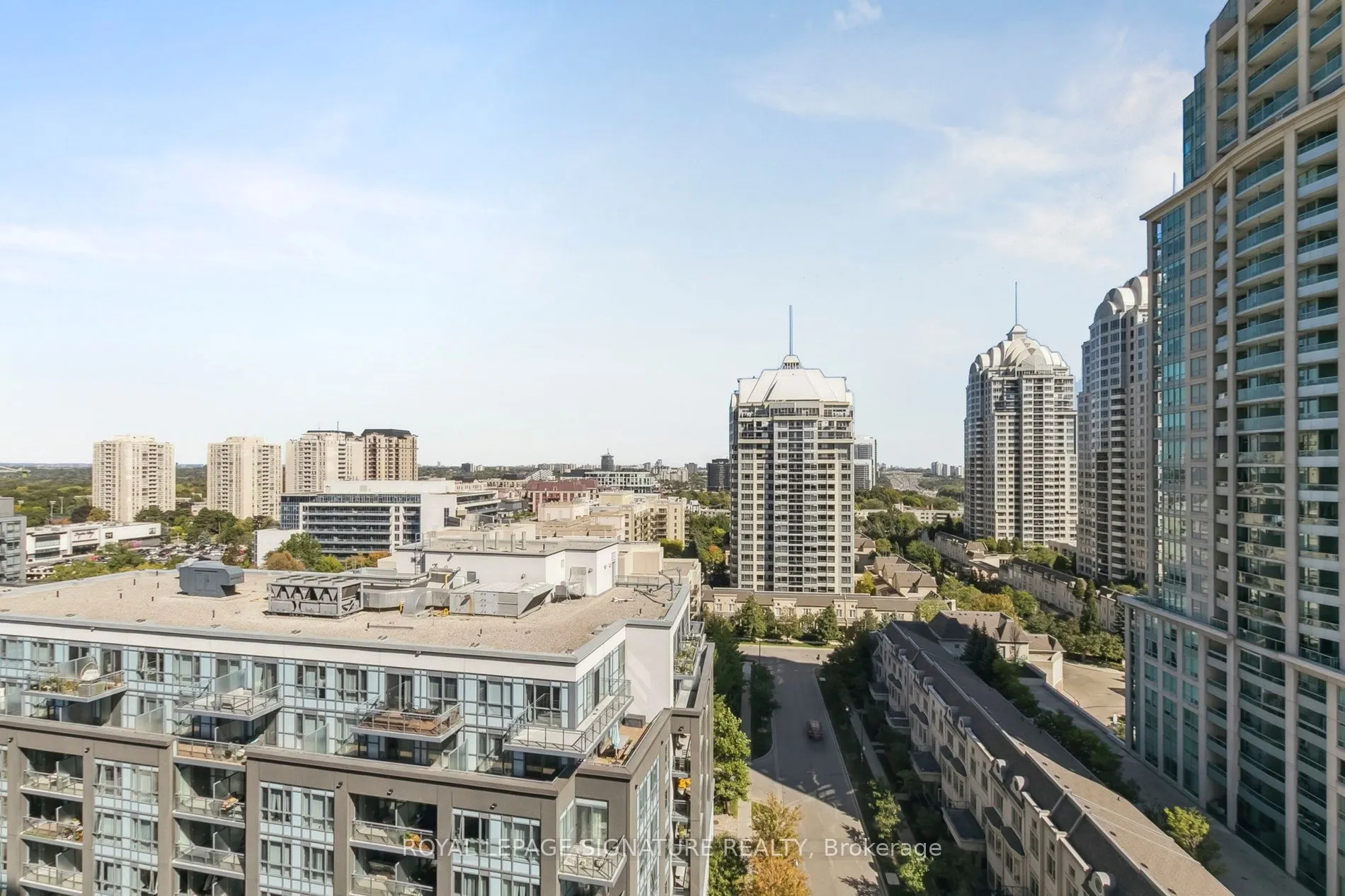 18 Kenaston Gardens, #1307