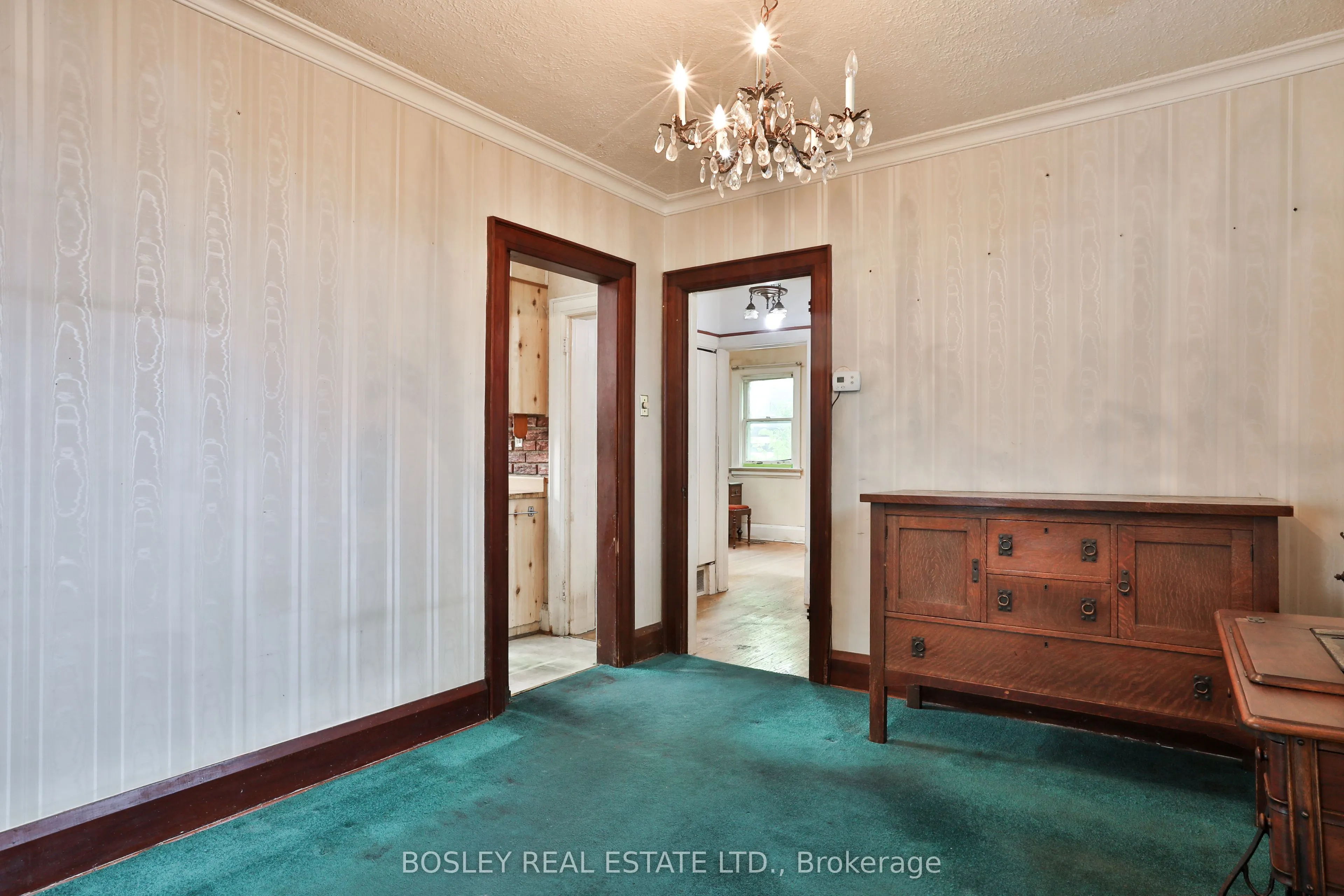 15 Whitewood Road