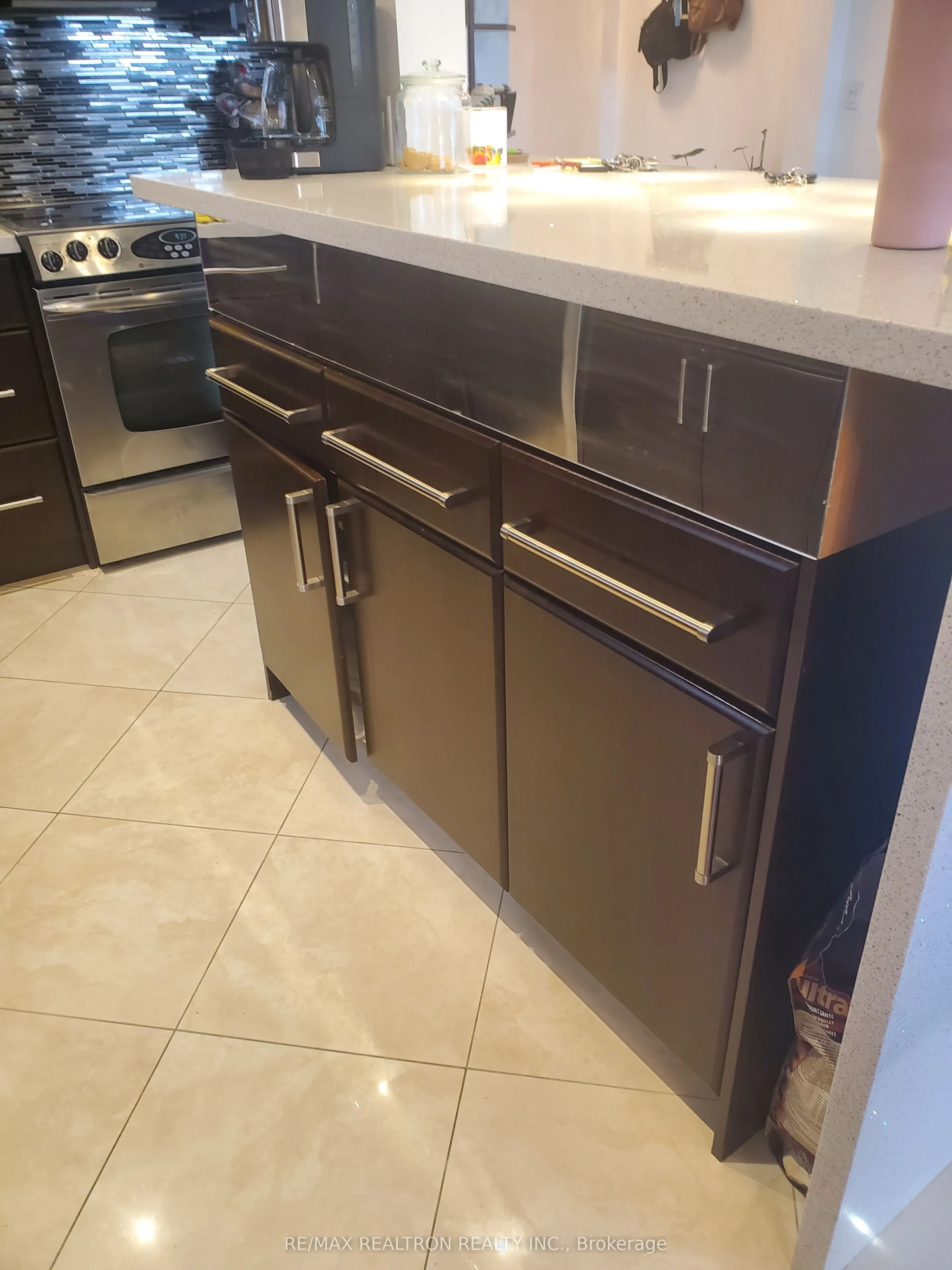 234 Wilmington Avenue, ##2