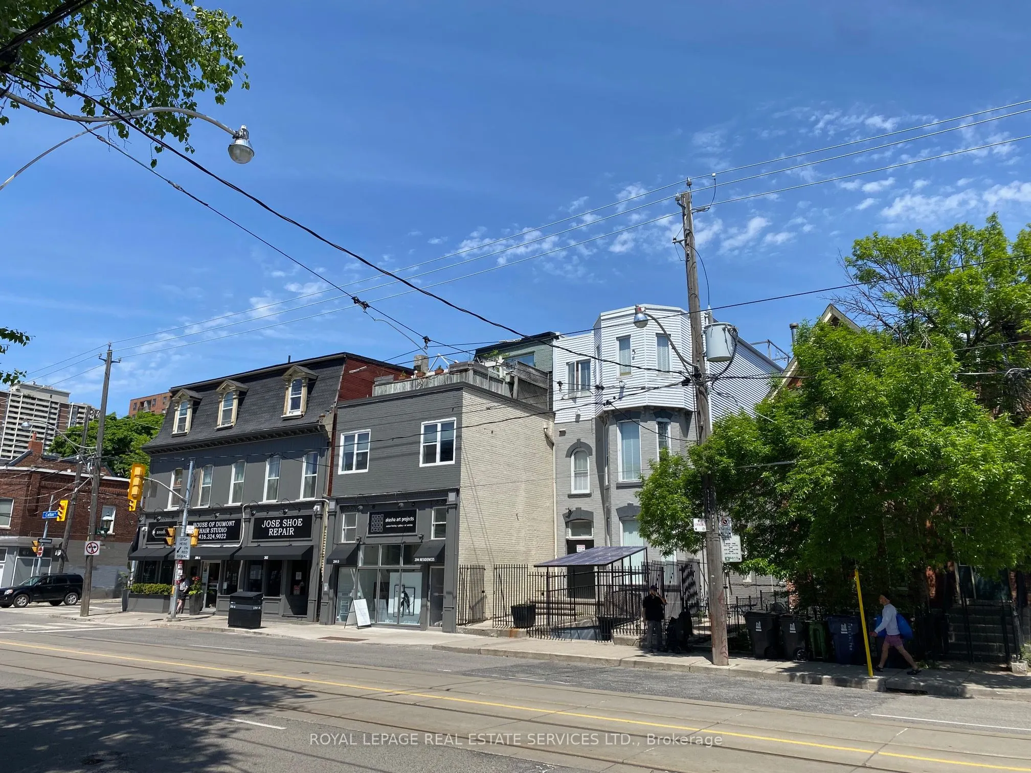 206 Carlton Street, #304