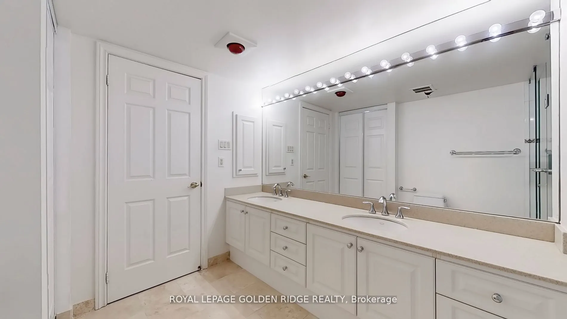 65 Spring Garden Avenue, #304
