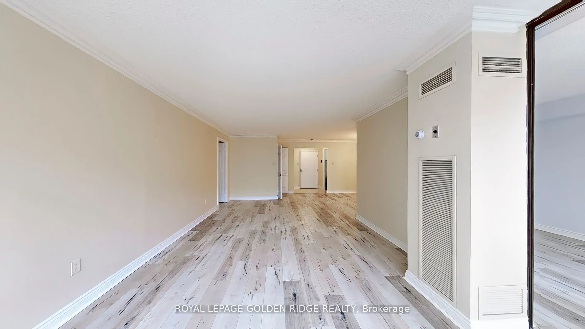 65 Spring Garden Avenue, #304