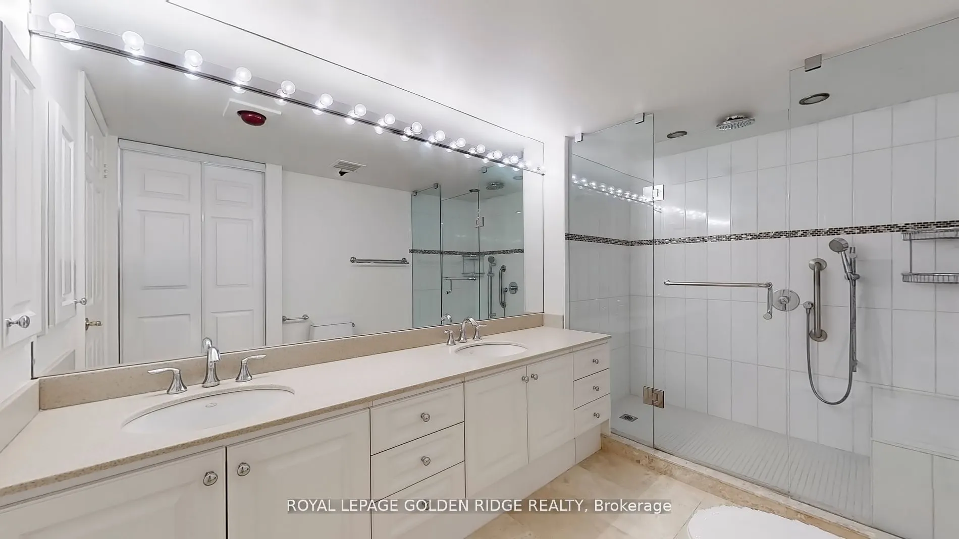 65 Spring Garden Avenue, #304