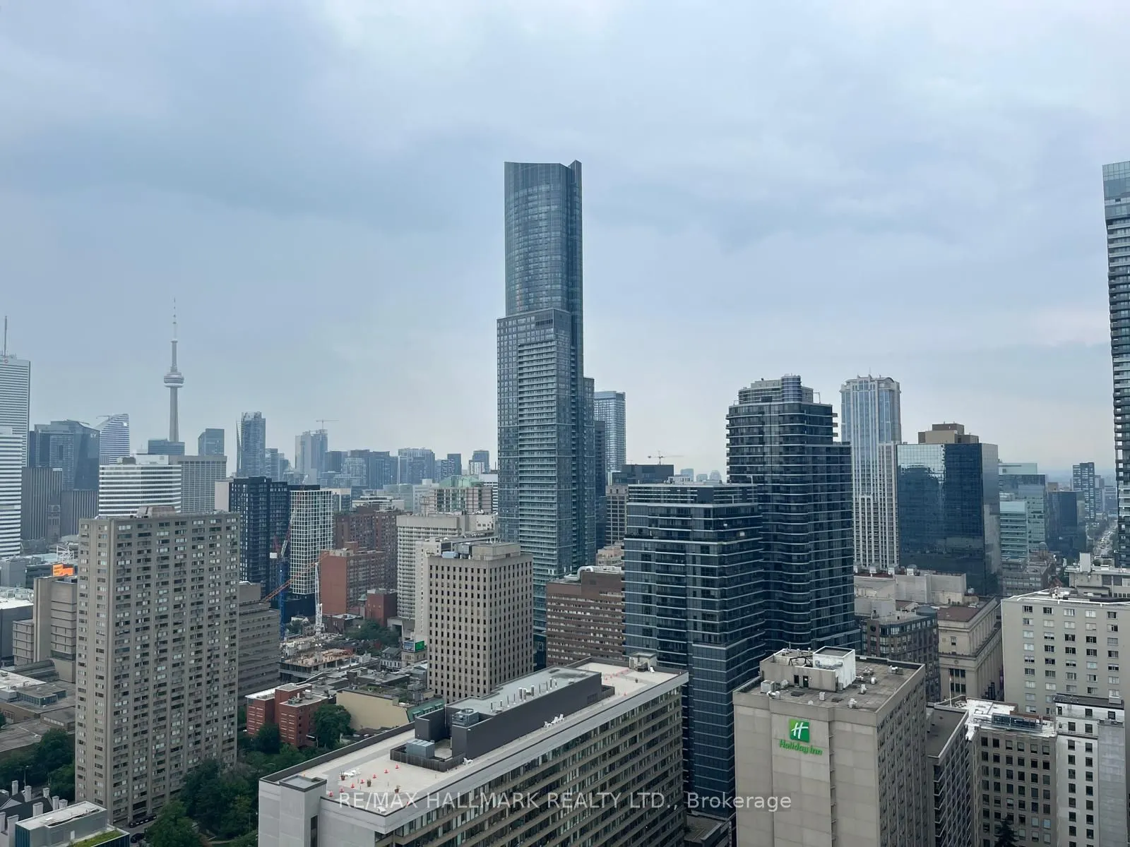85 Wood Street, #4003