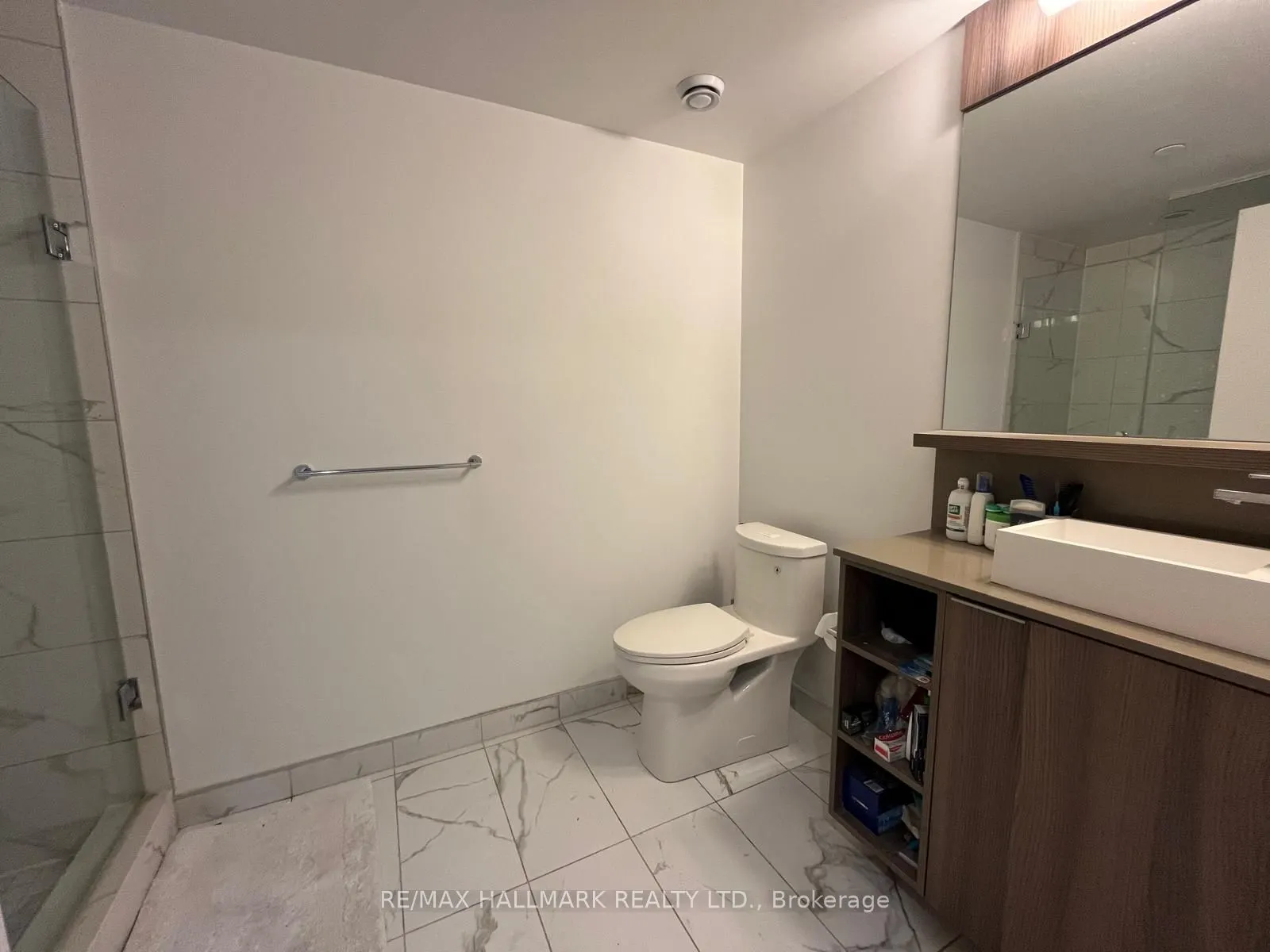 85 Wood Street, #4003