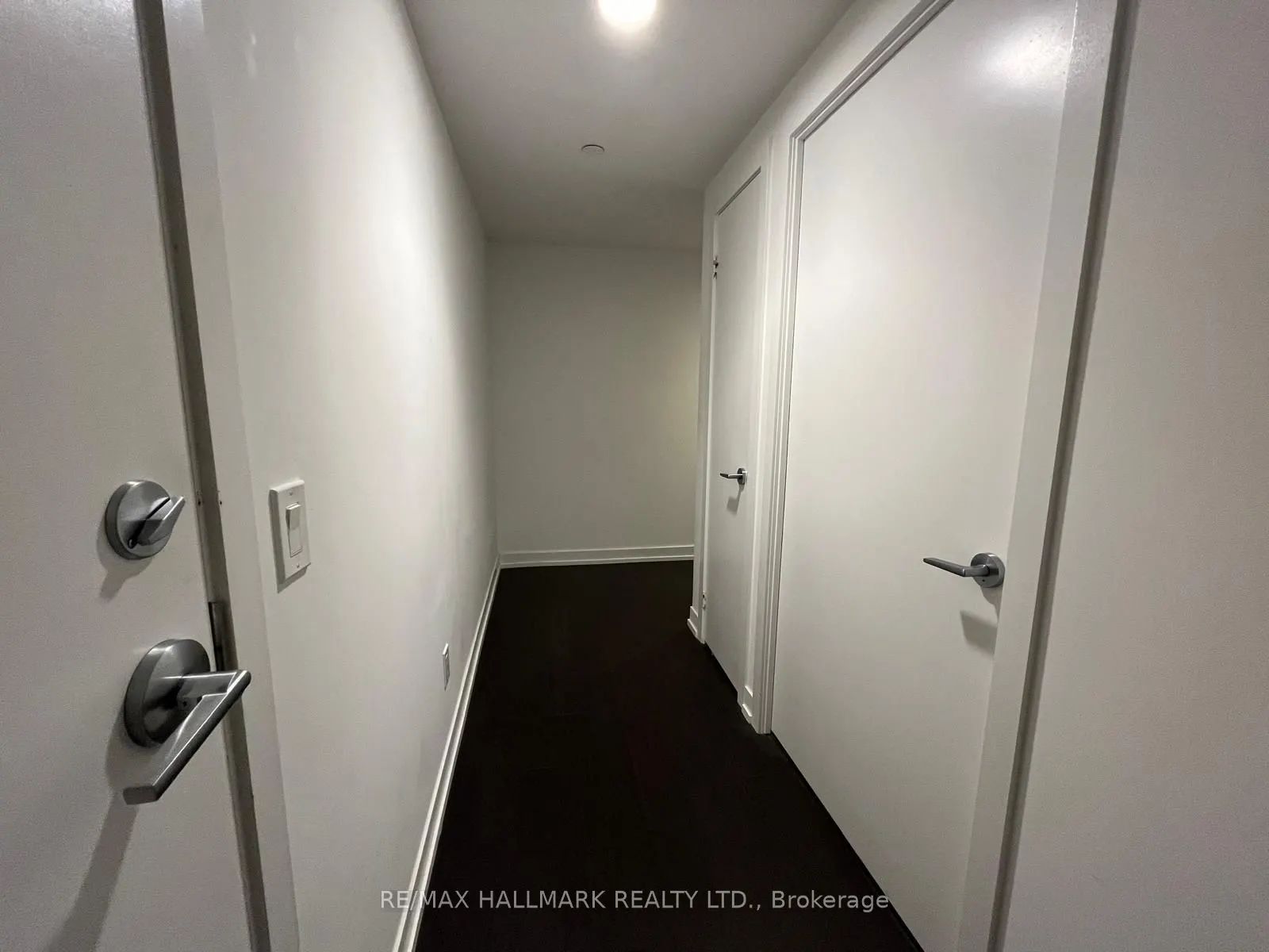 85 Wood Street, #4003