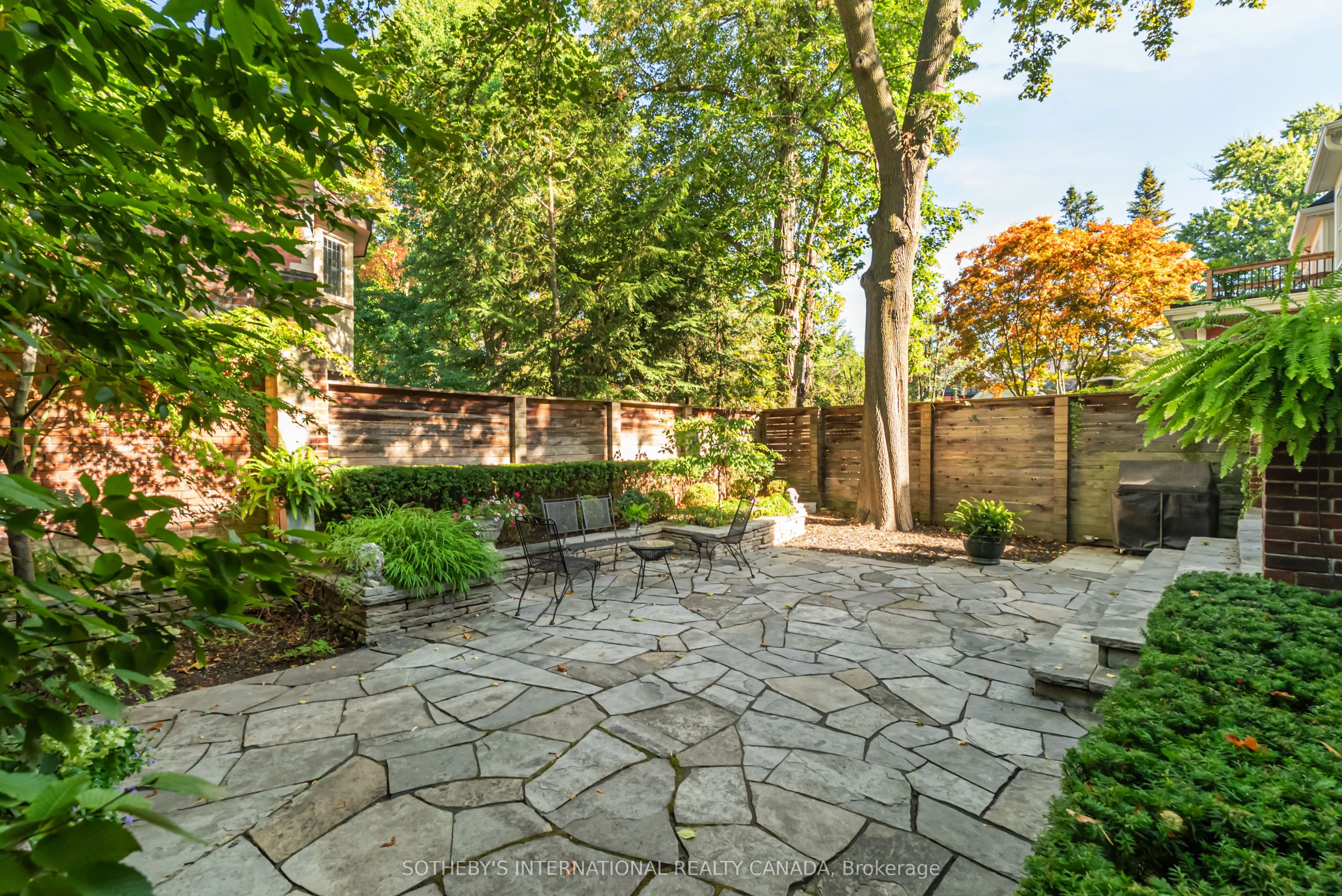 71 Chestnut Park Road