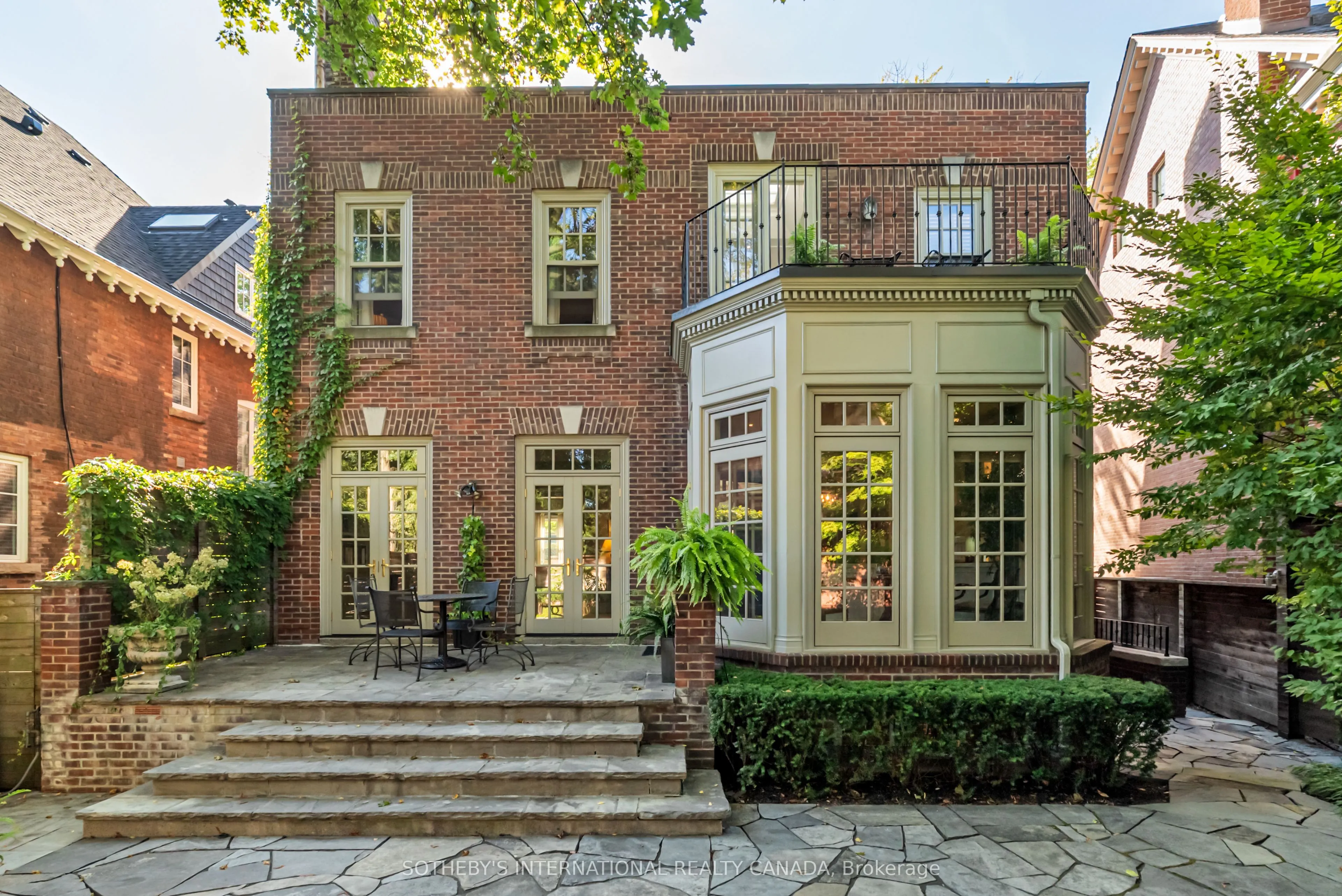 71 Chestnut Park Road