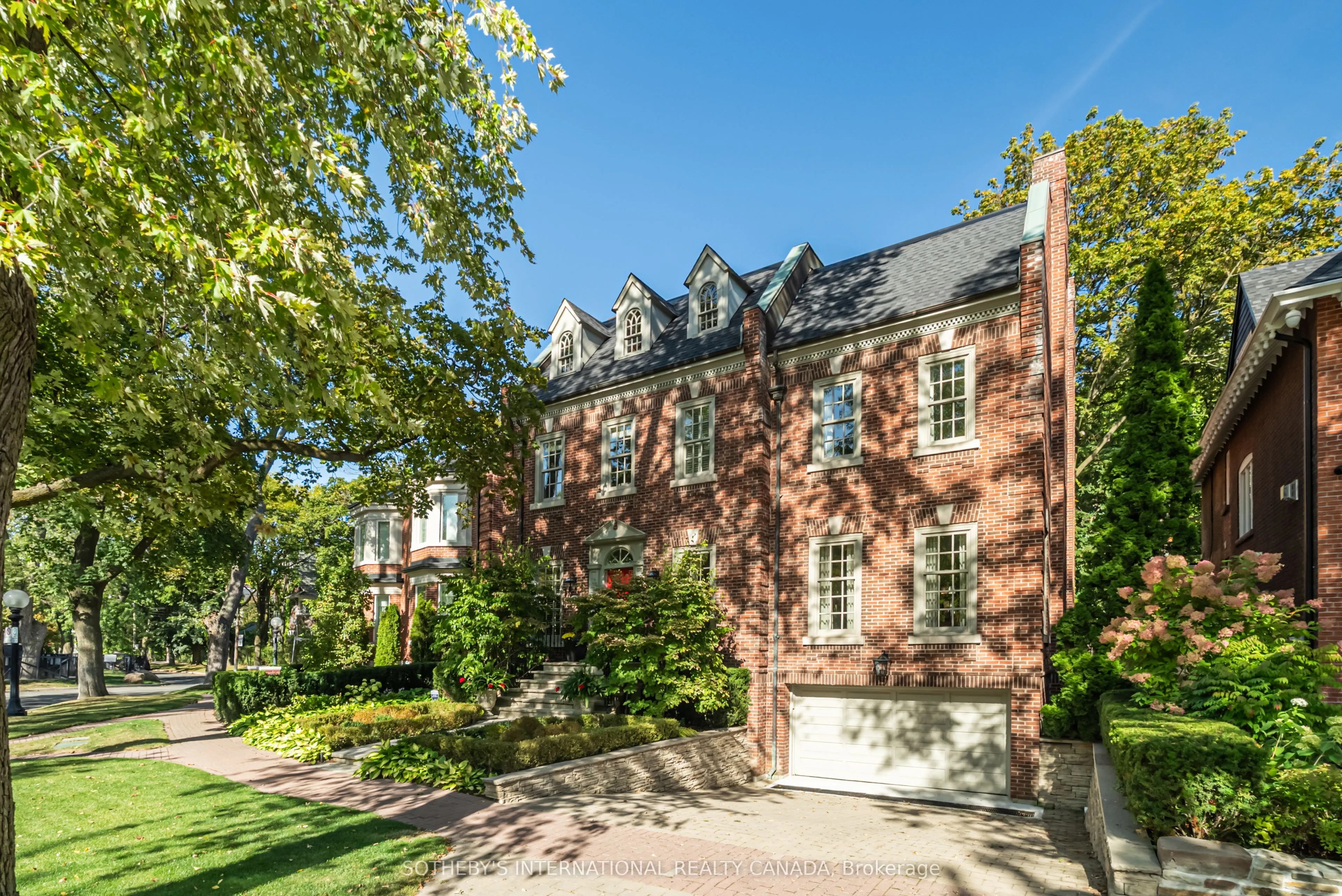 71 Chestnut Park Road