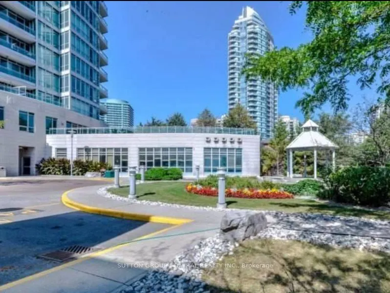 60 Byng Avenue, #906