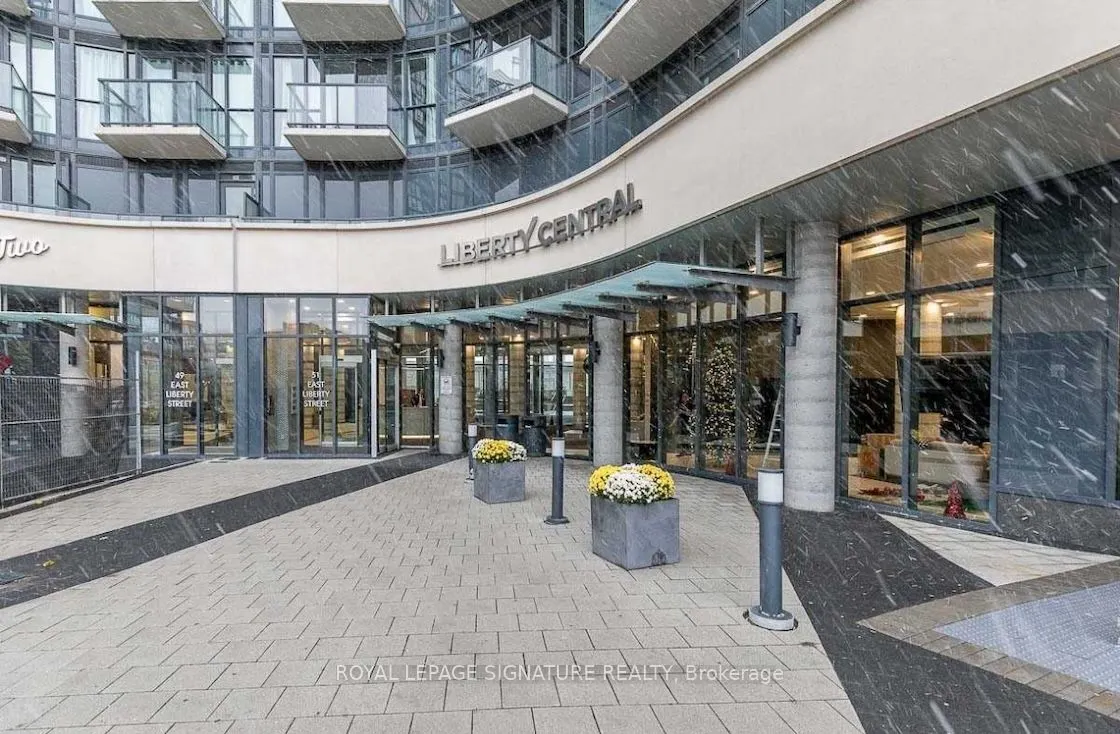 51 East Liberty Street, #1513
