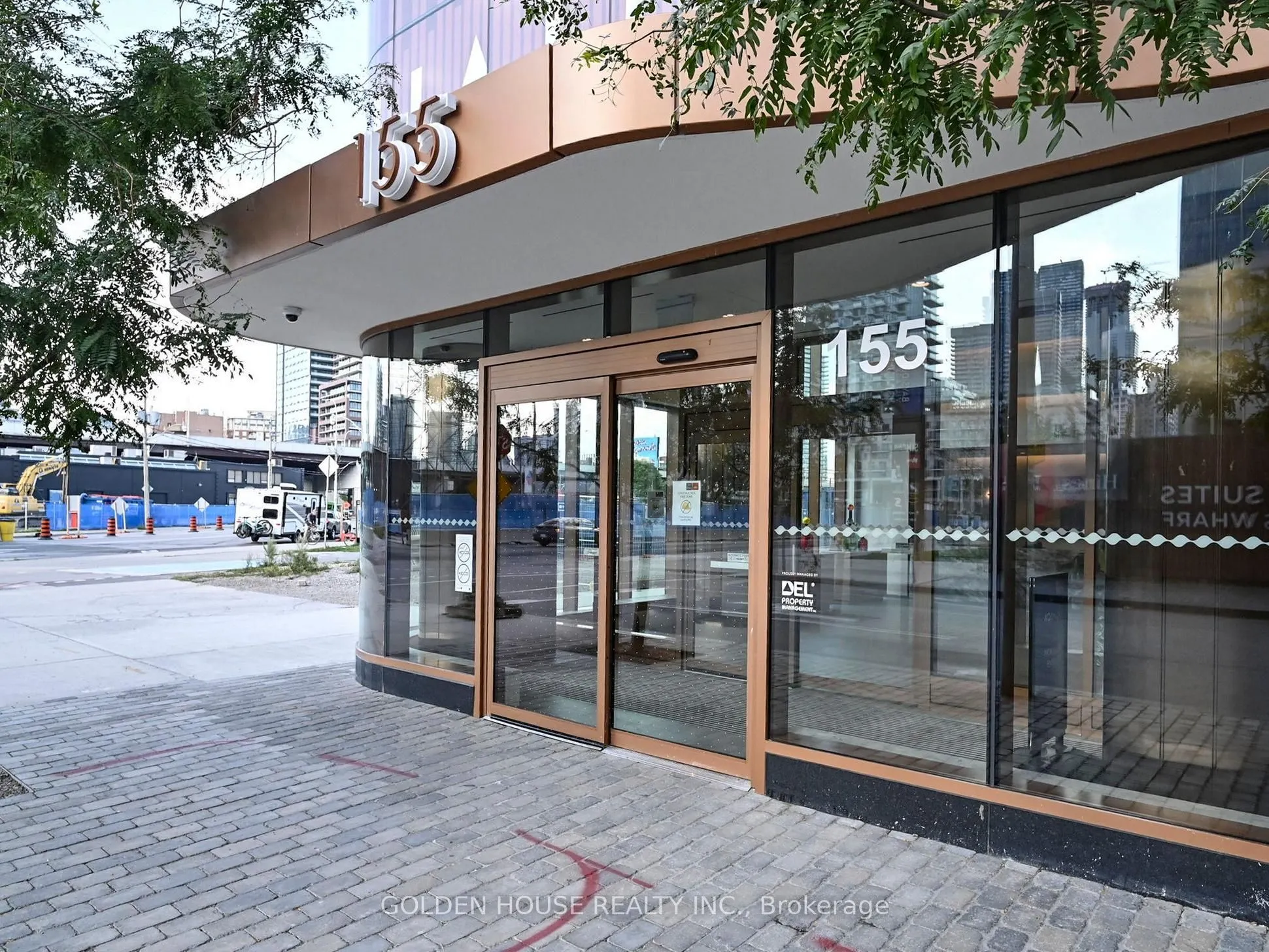 155 Merchants' Wharf, #LPH22