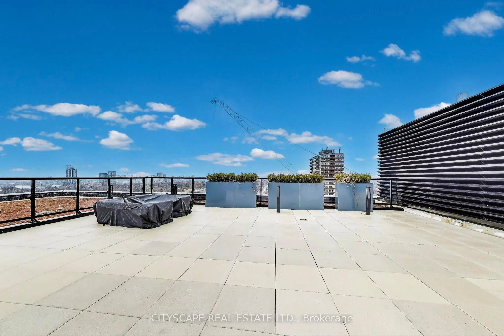185 Alberta Avenue, #1210