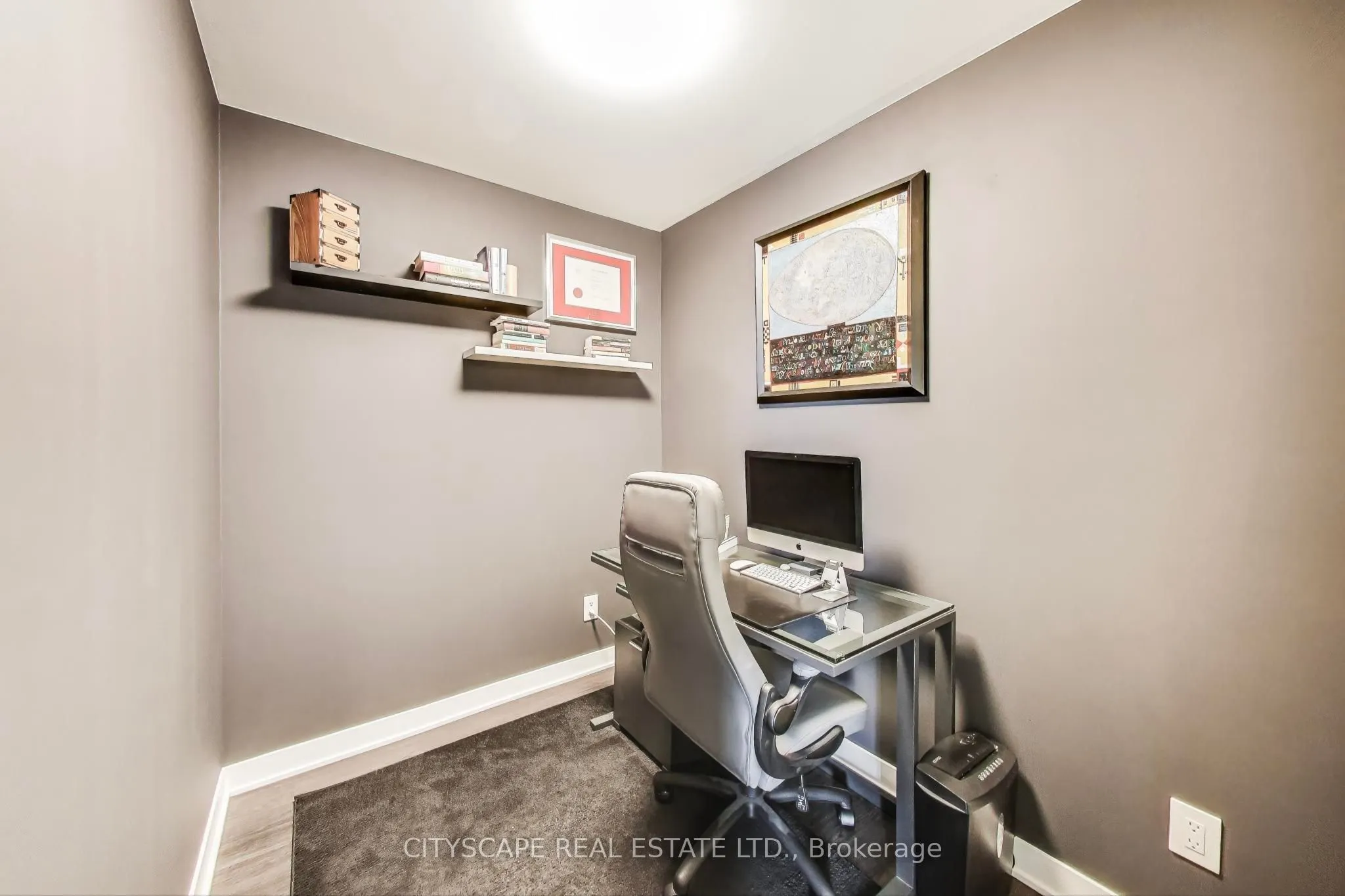 185 Alberta Avenue, #1210