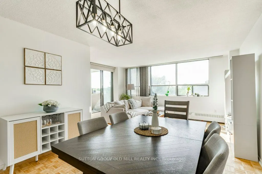 25 Sunrise Avenue, #306