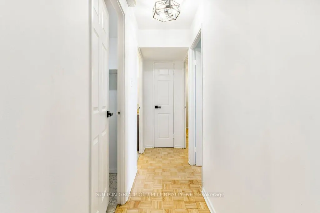 25 Sunrise Avenue, #306