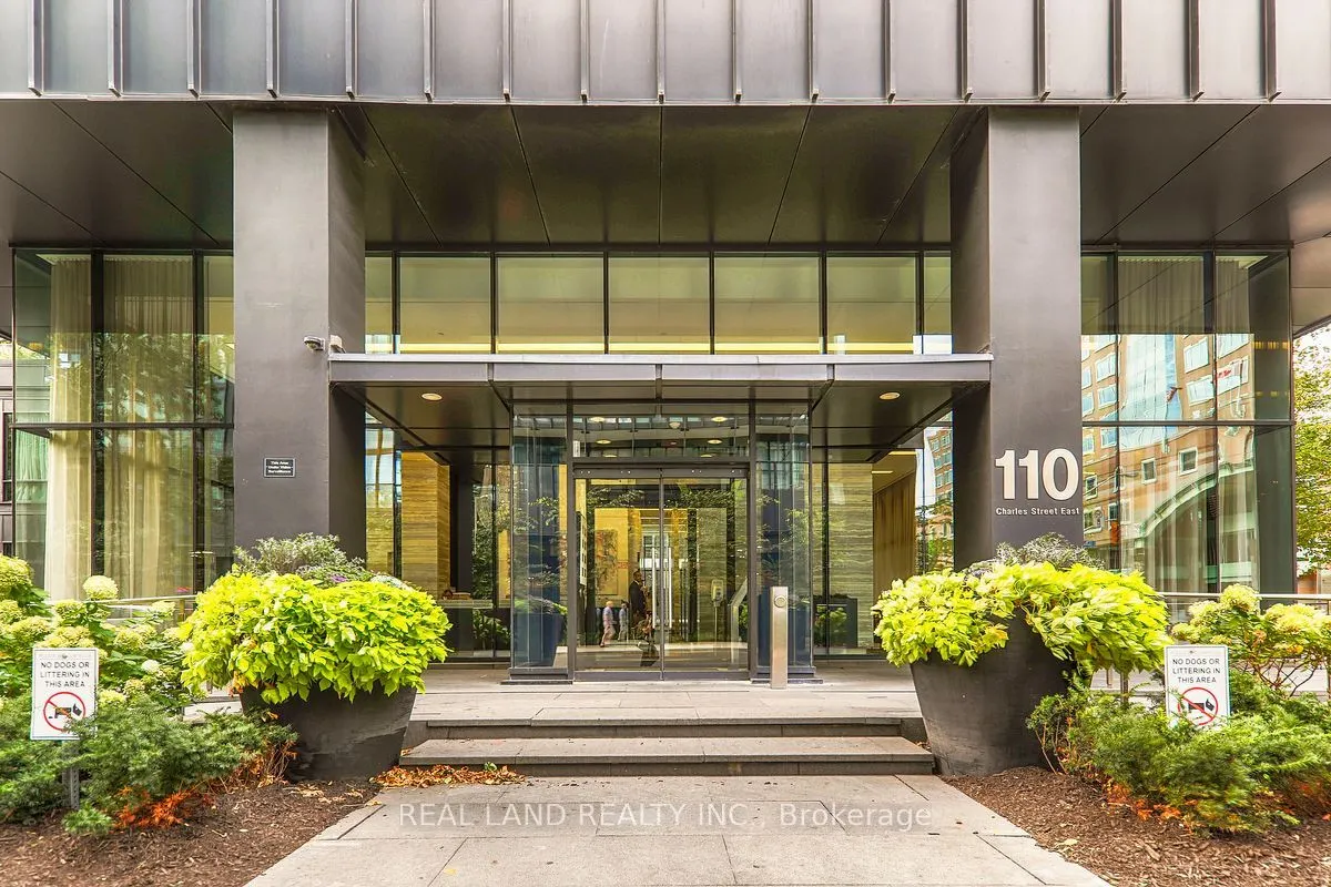 110 Charles Street E, #4005