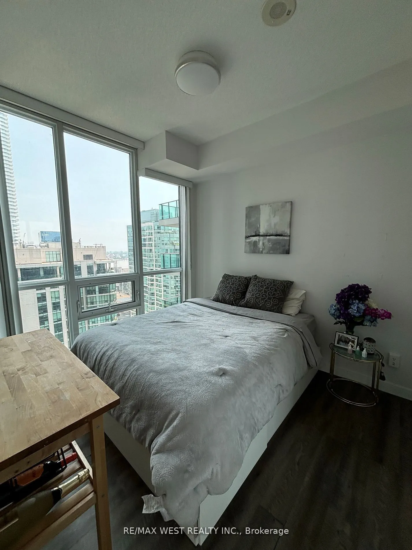 33 Bay Street, #3104