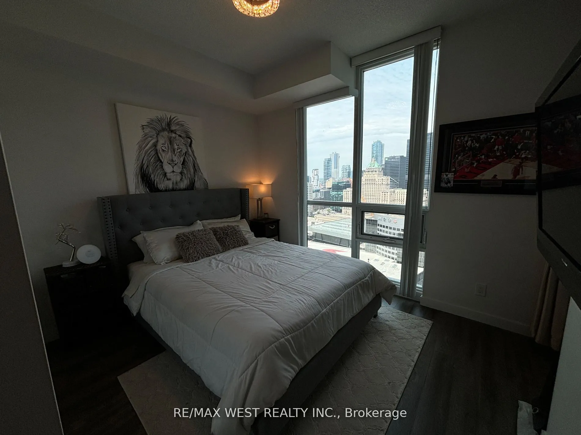 33 Bay Street, #3104