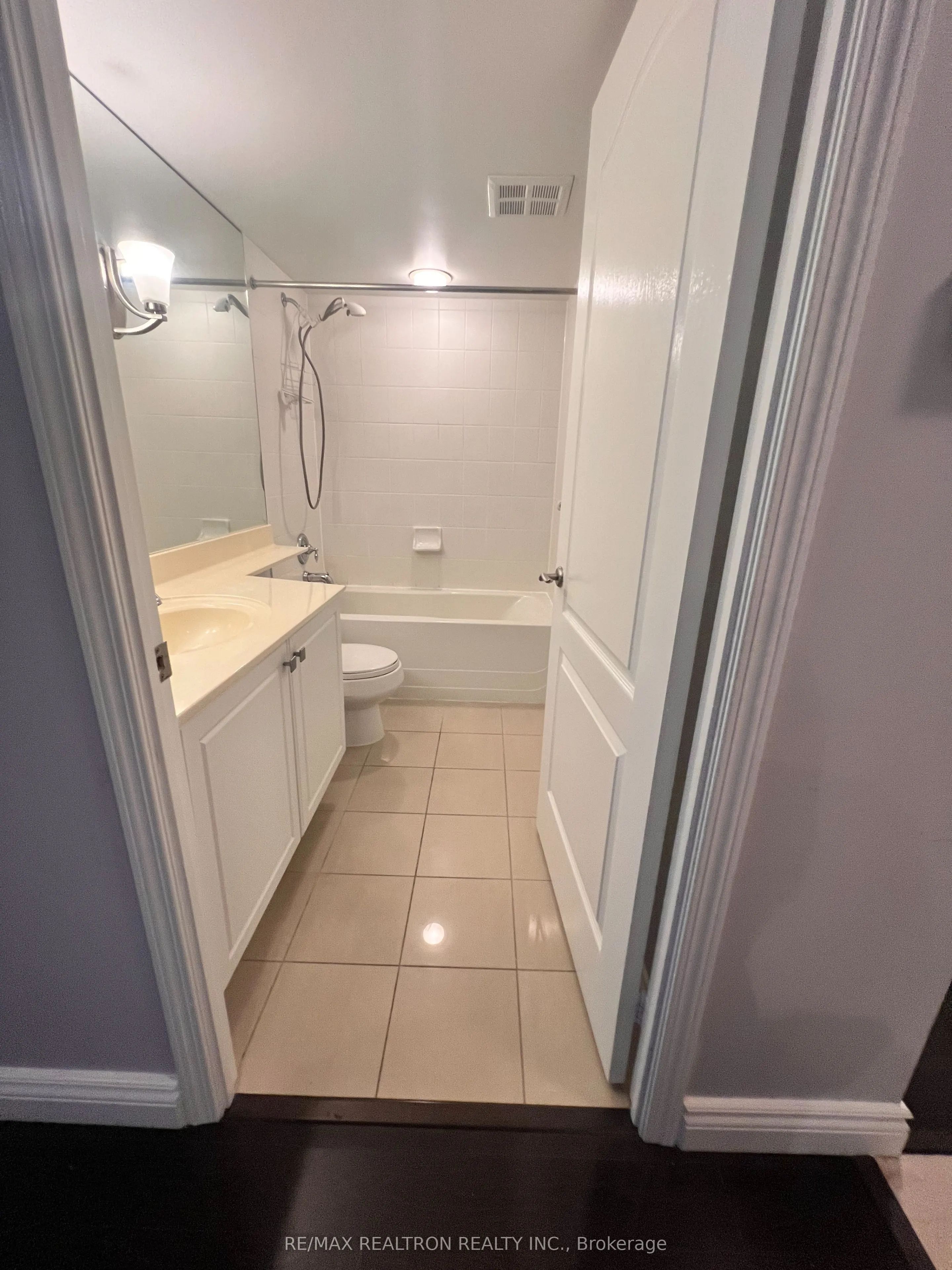 205 The Donway West, #713