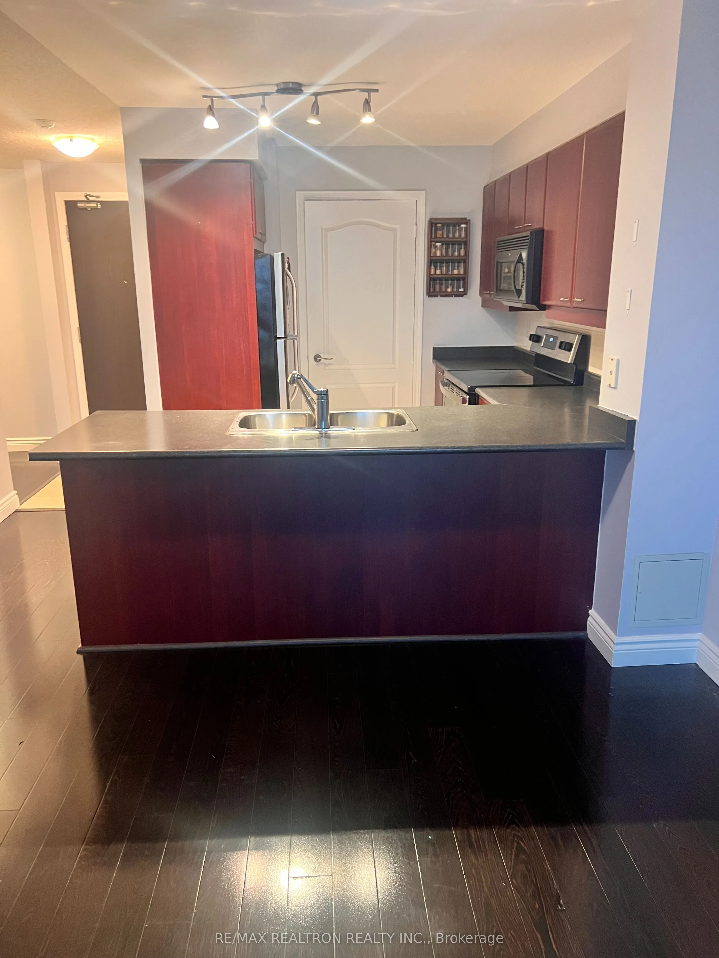 205 The Donway West, #713