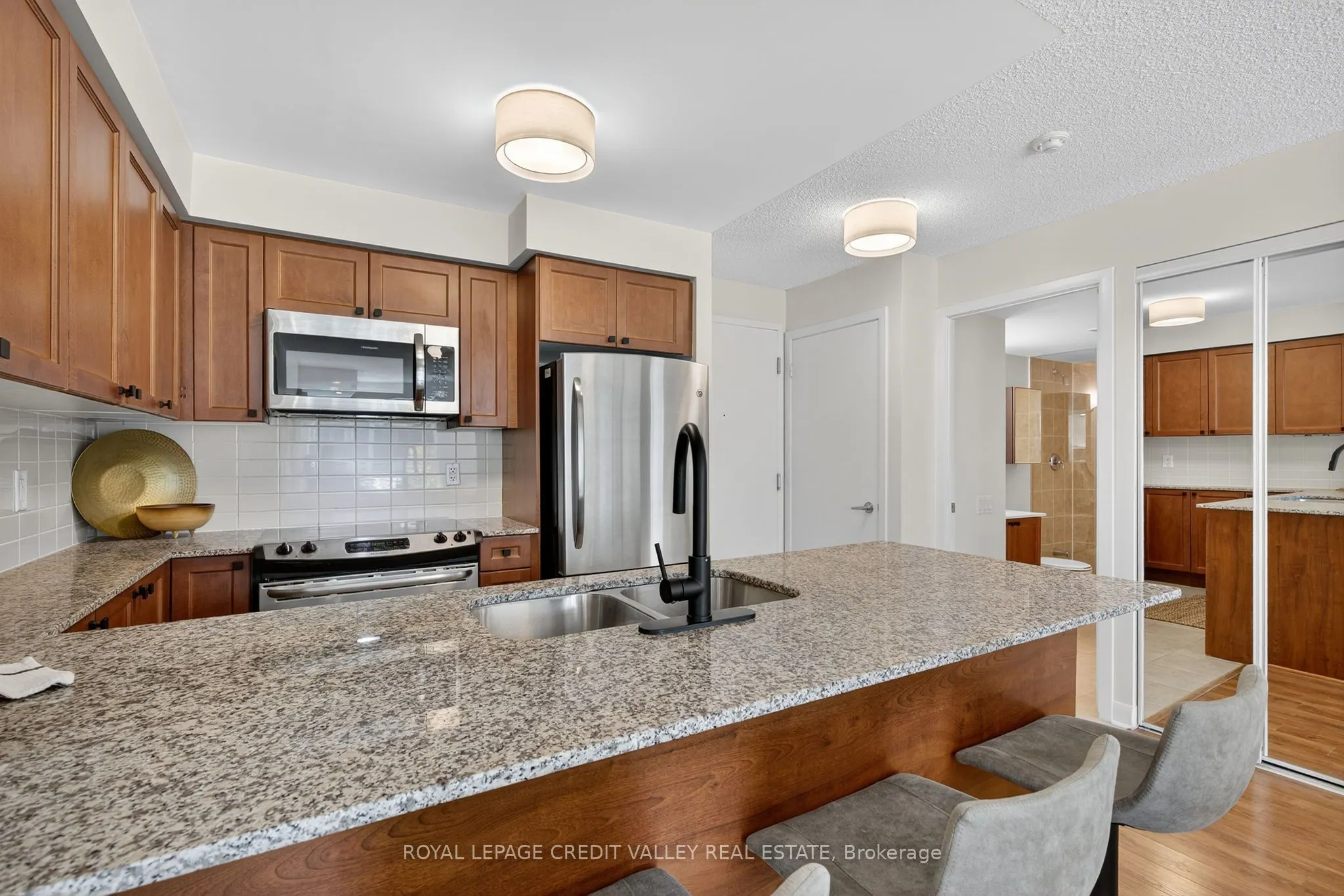 525 Wilson Avenue, #334