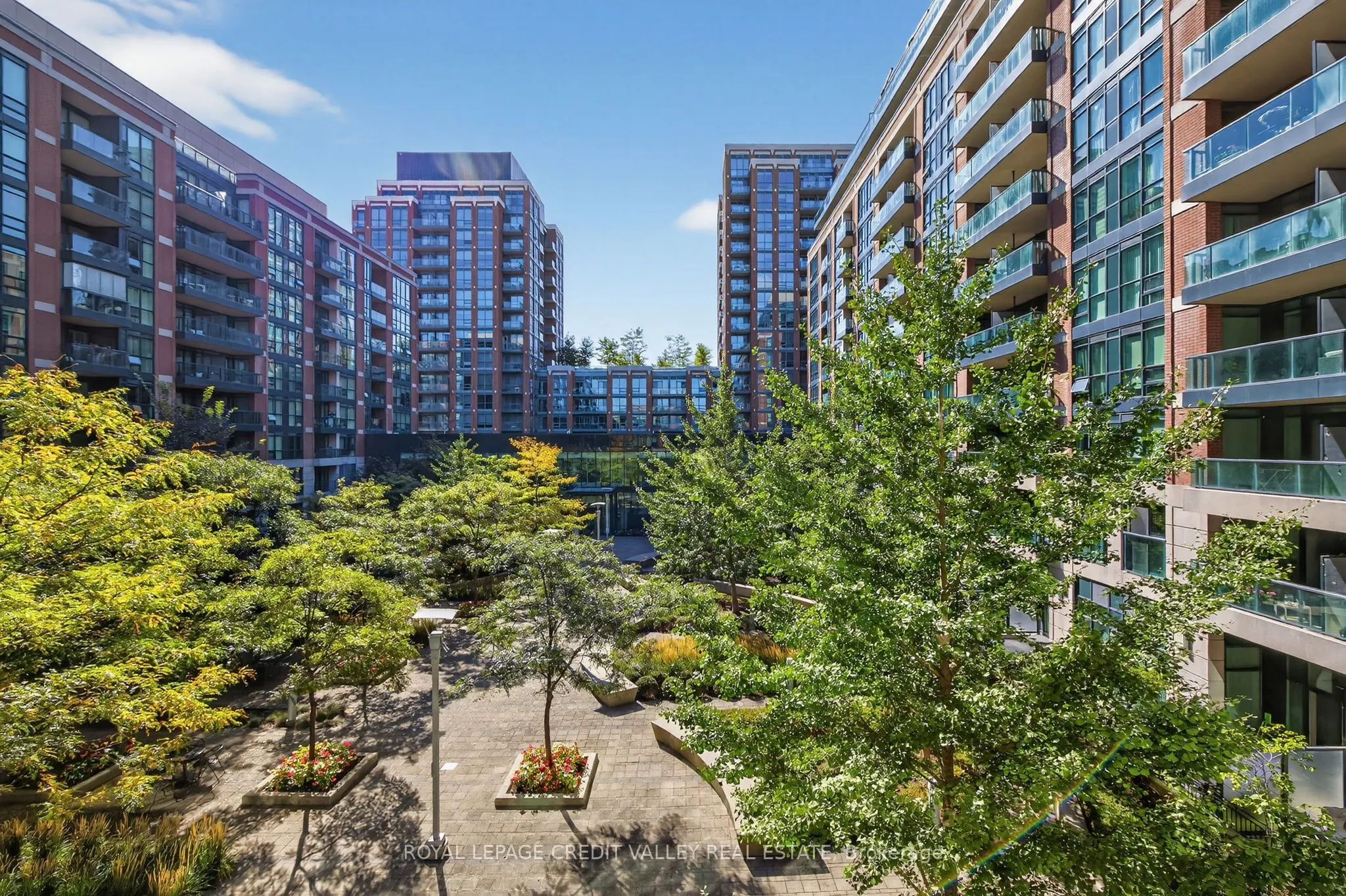 525 Wilson Avenue, #334