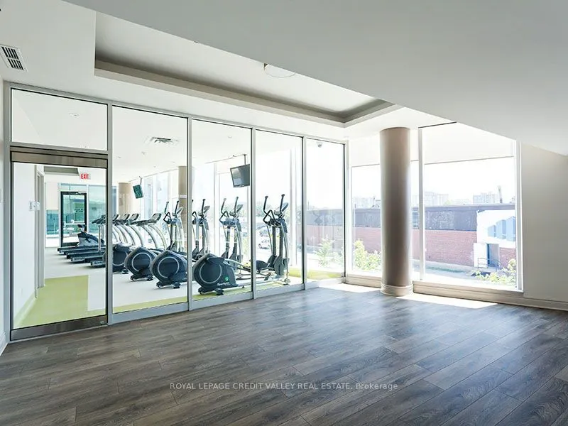 525 Wilson Avenue, #334