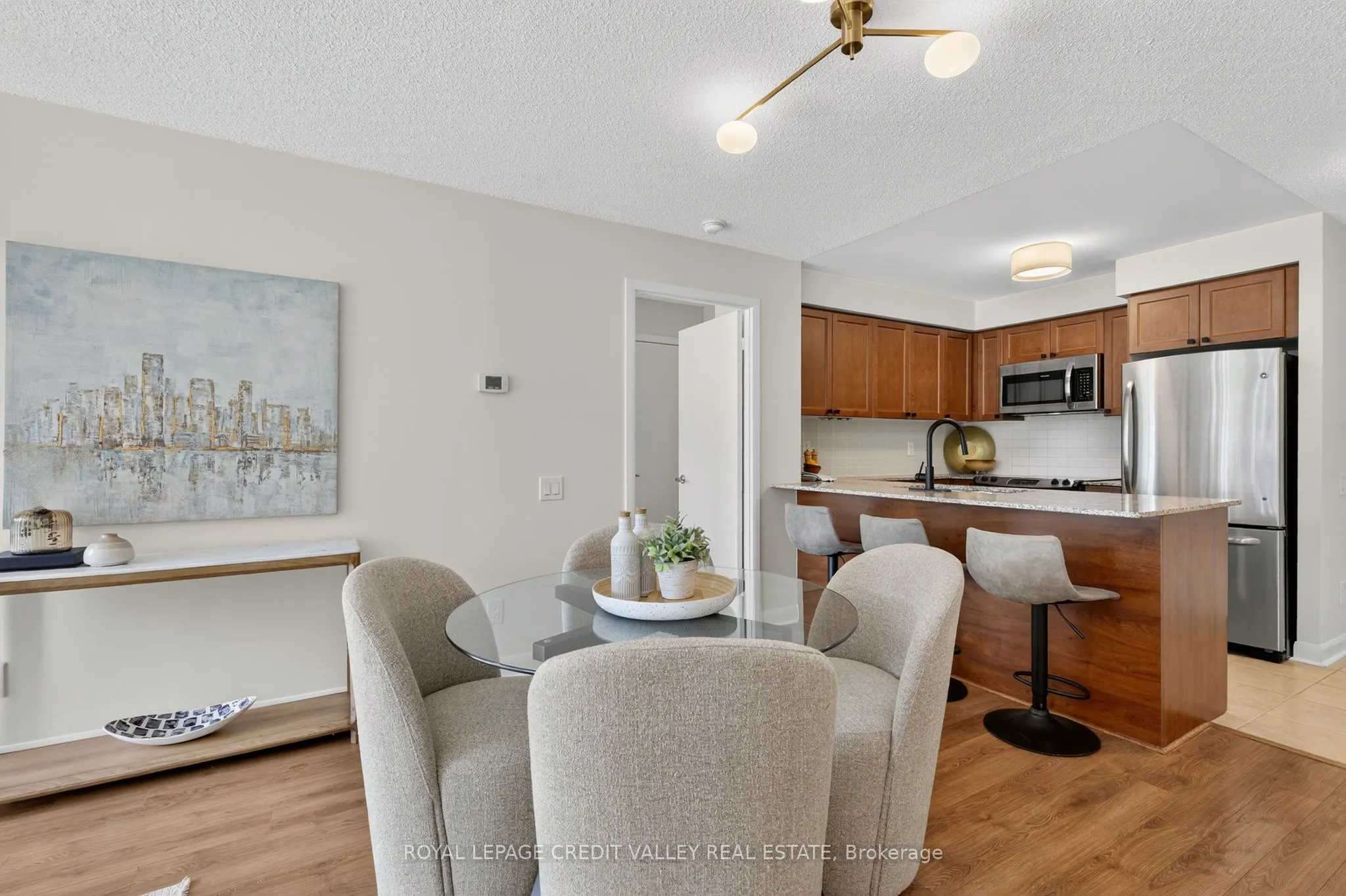 525 Wilson Avenue, #334