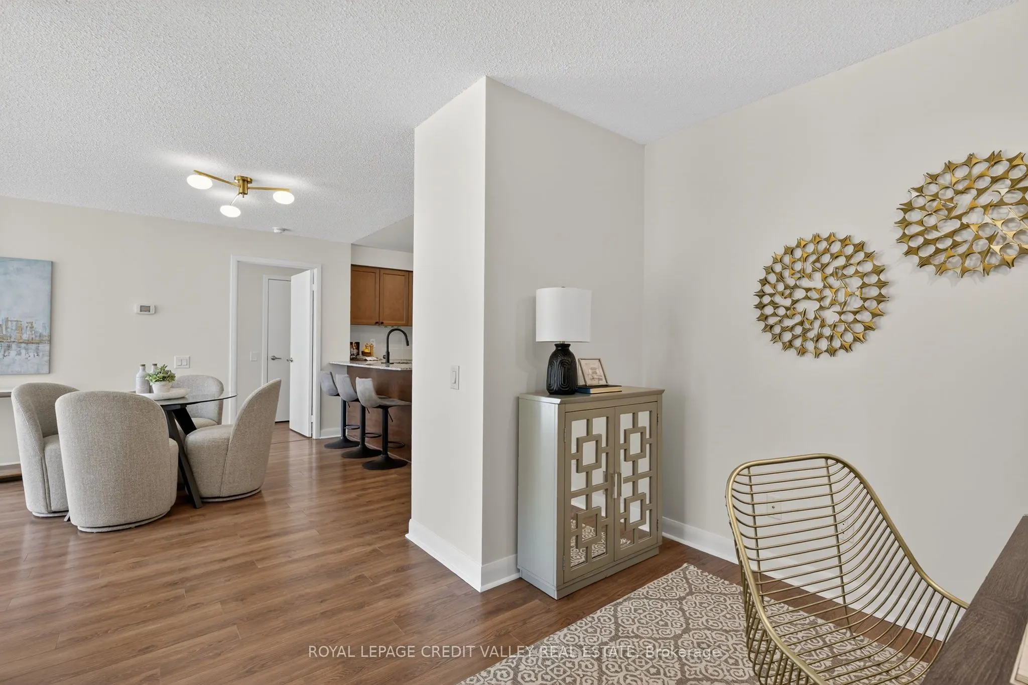 525 Wilson Avenue, #334