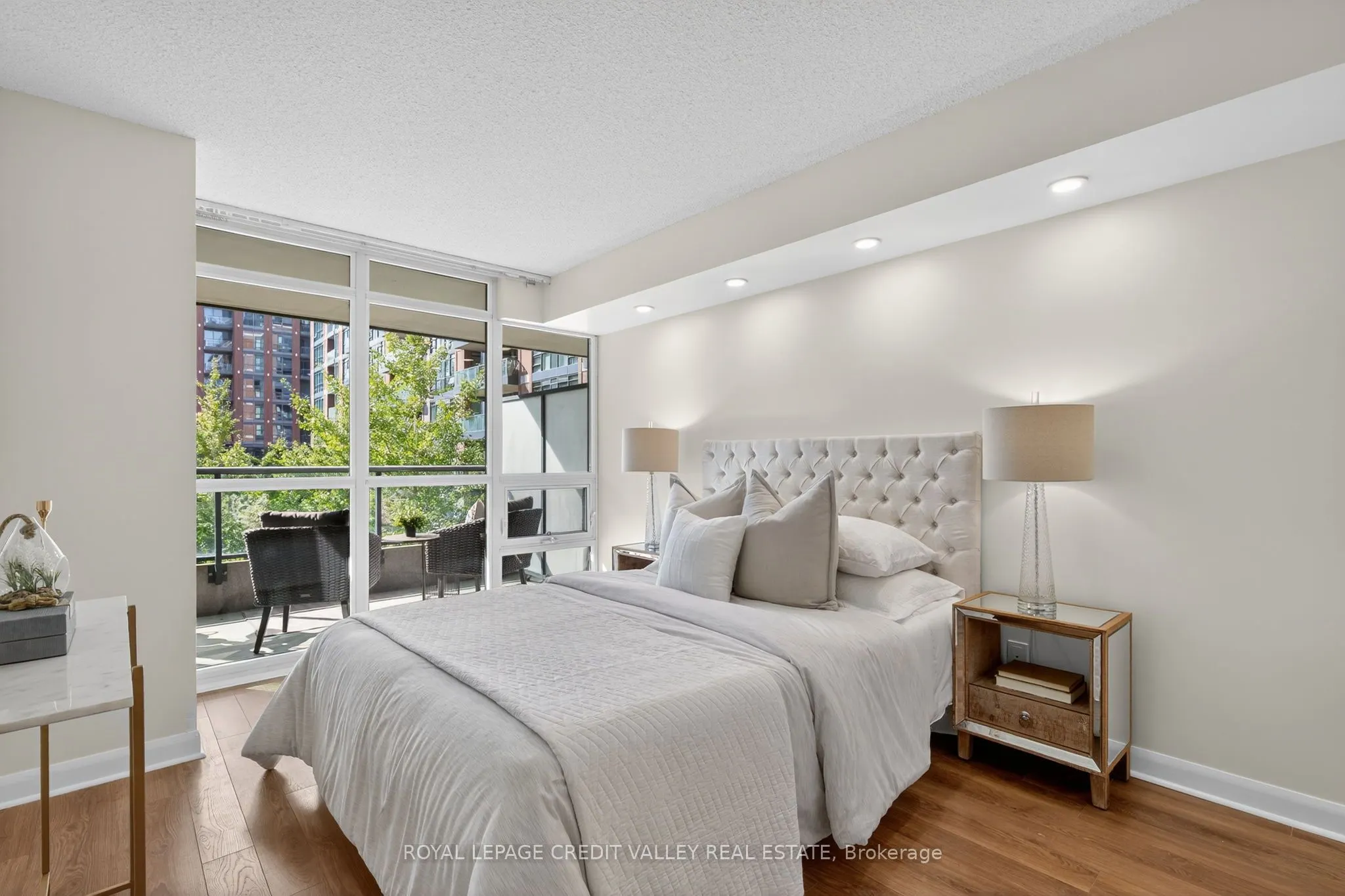 525 Wilson Avenue, #334