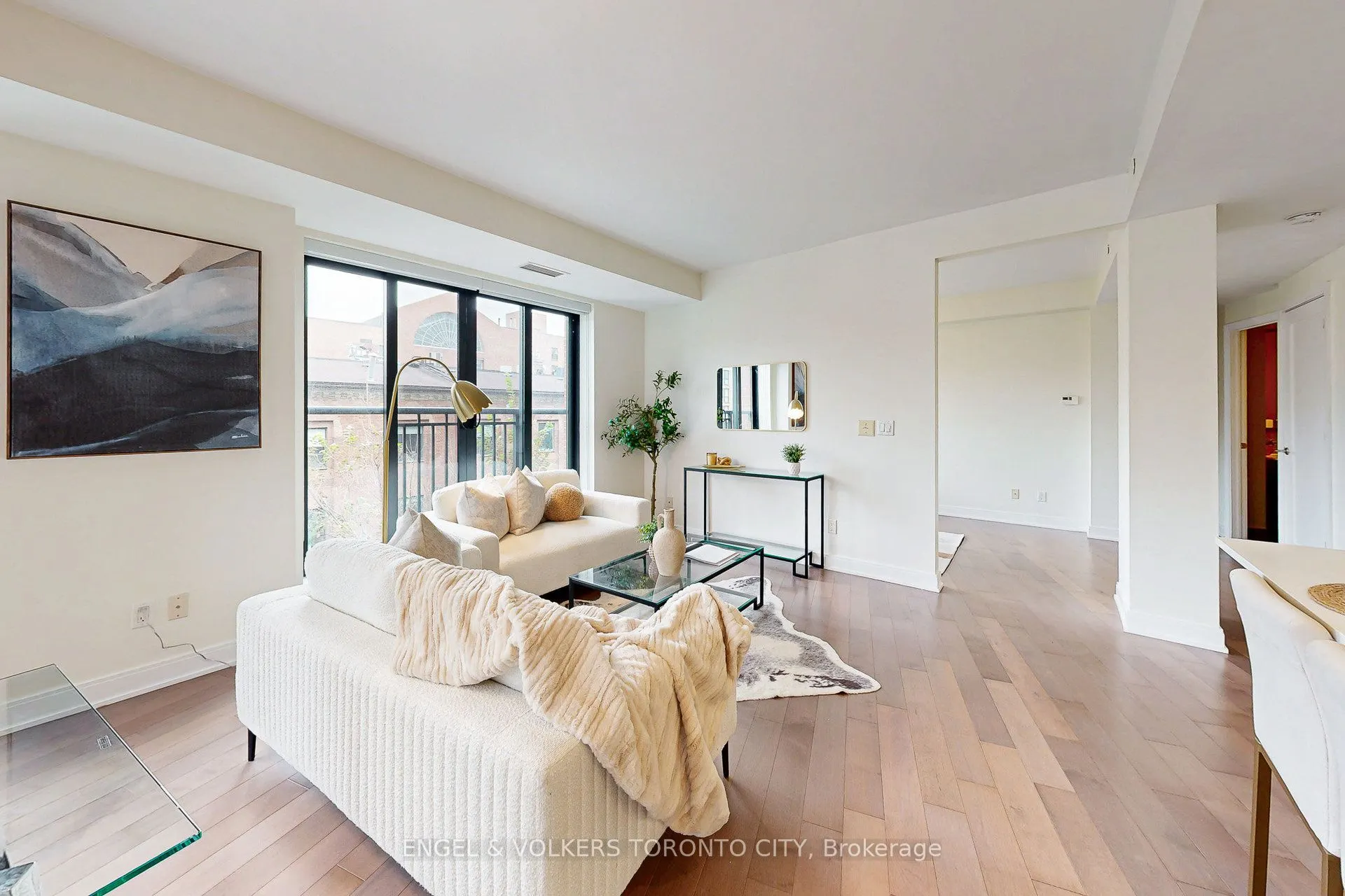 55 Front Street E, #521