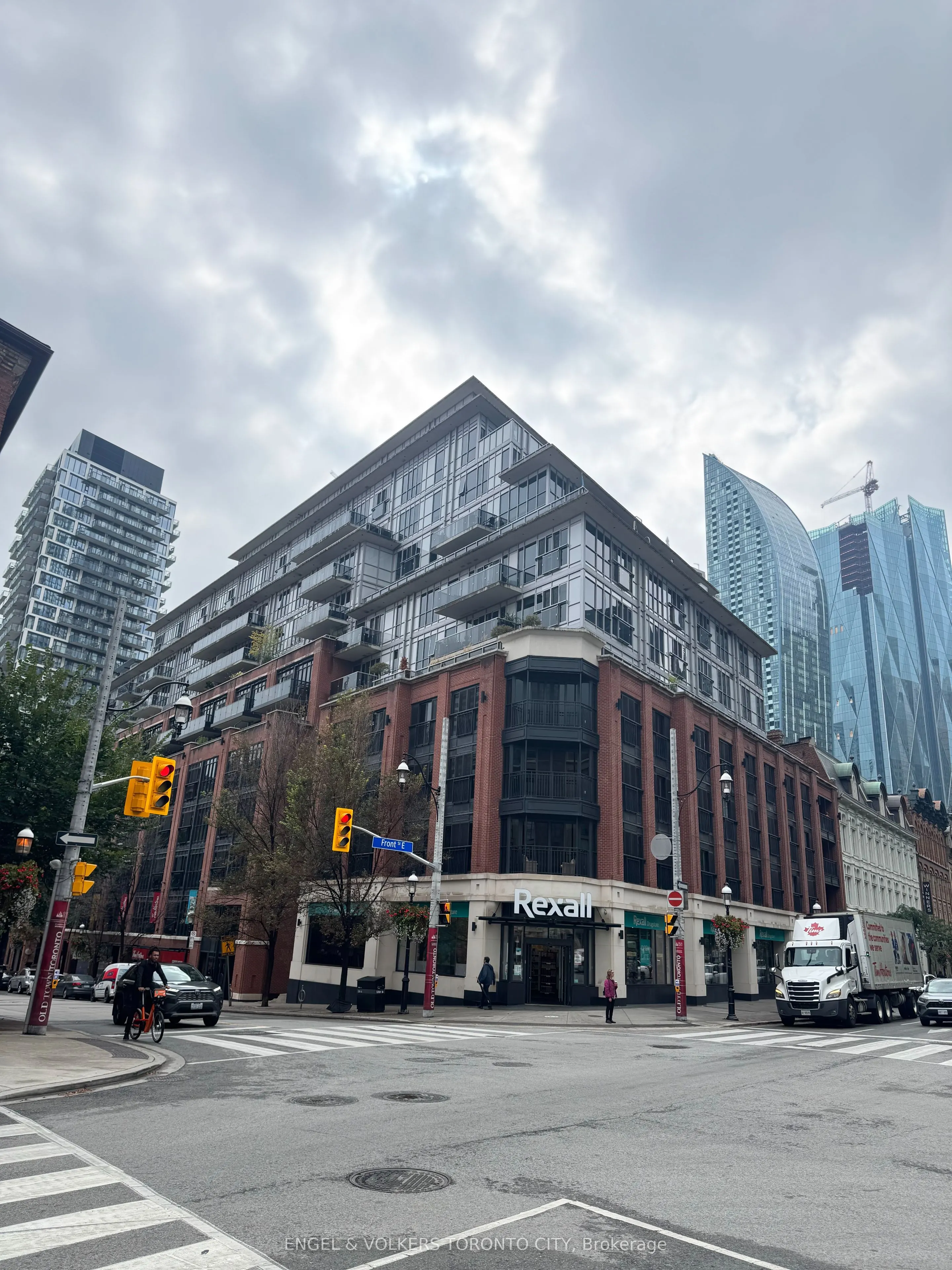 55 Front Street E, #521